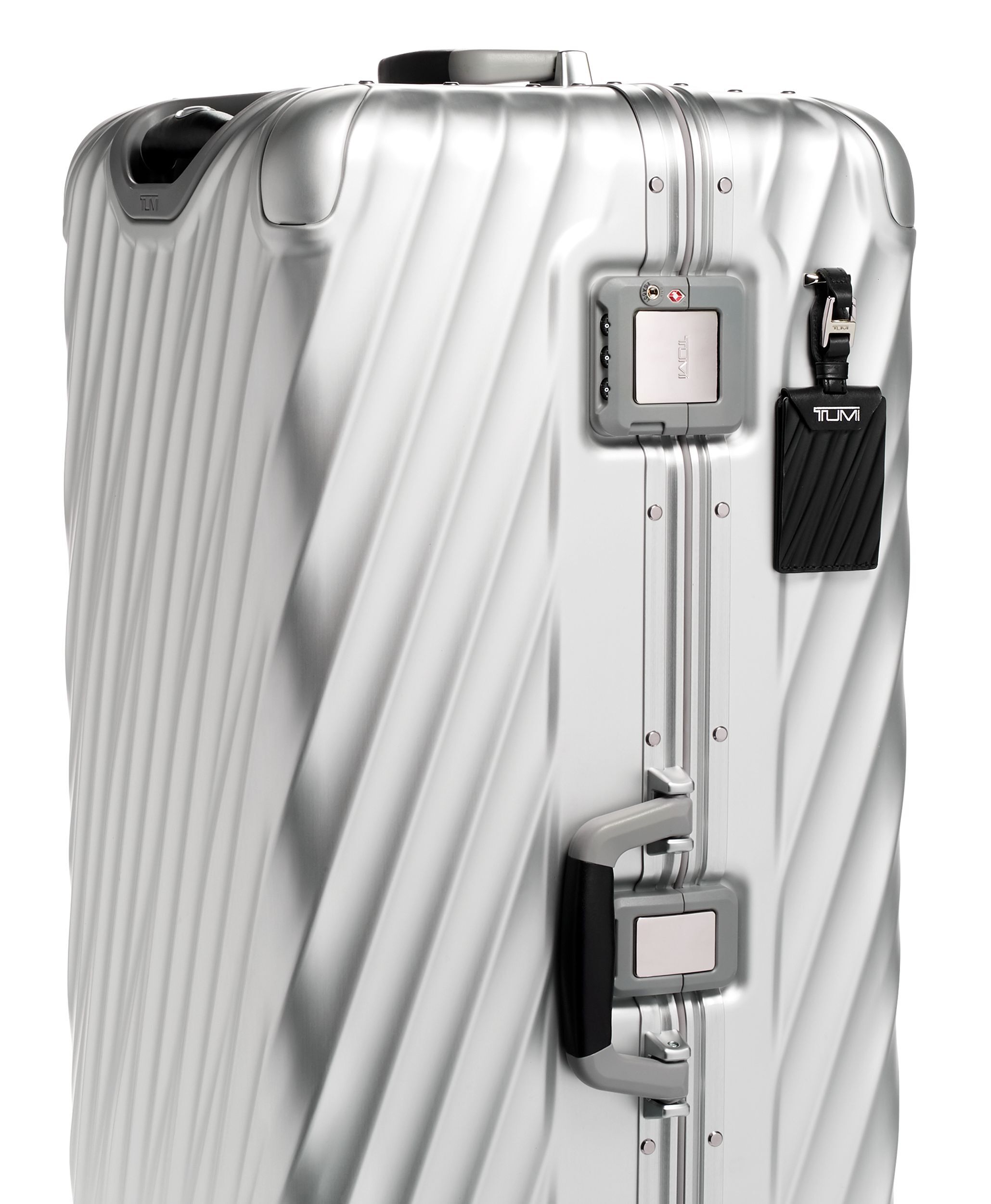 19 DEGREE ALUMINUM ローリング・トランク シルバー｜トゥミ公式サイト | TUMI