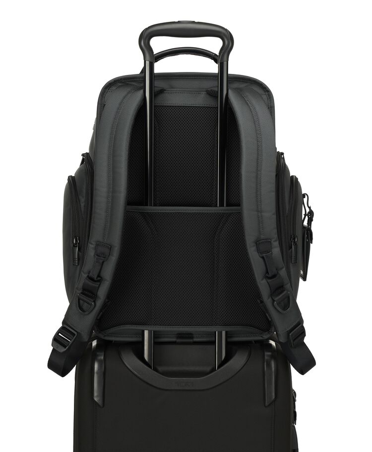 TUMI I SOPH. トゥミ・ブリーフ・パック  hi-res | TUMI