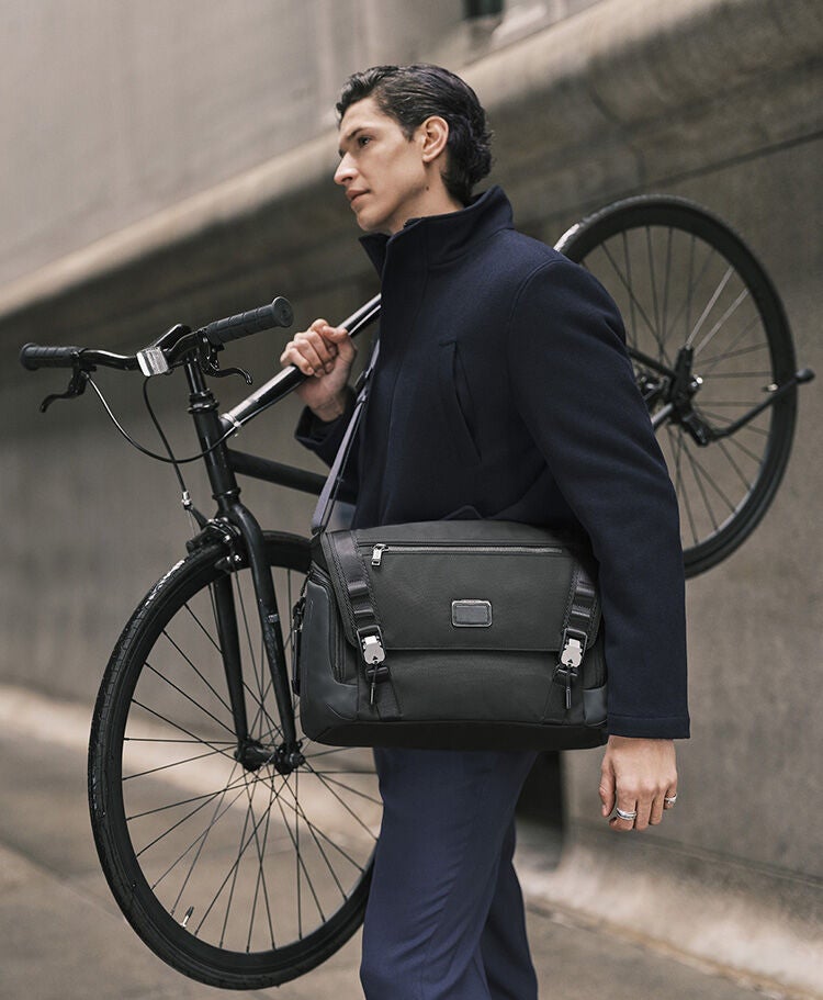 【最終価格】TUMI ロードステッド メッセンジャー Roadstead Messenger | Tumi US