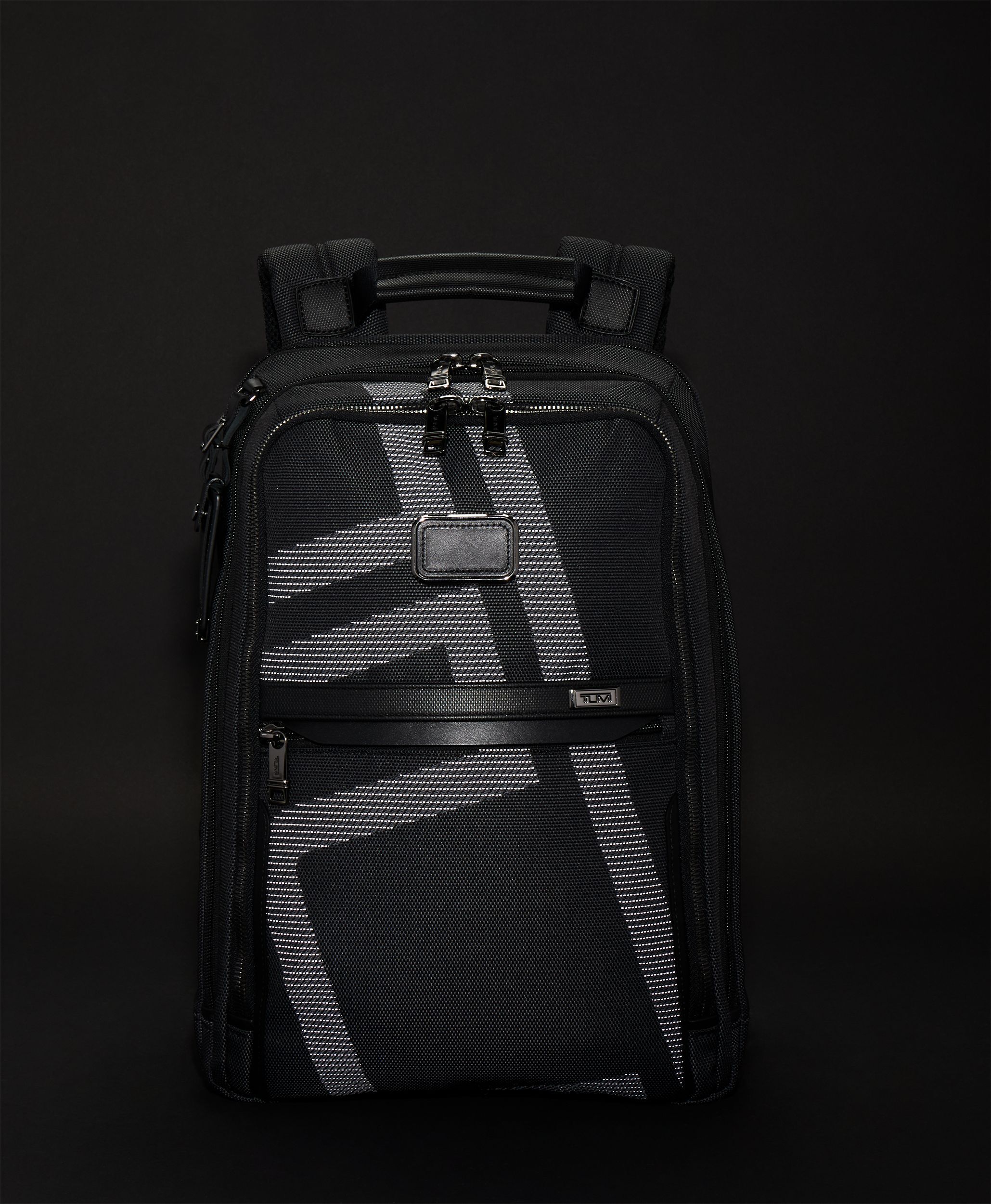 TUMI スリム・バックパック リフレクティブ T-ジャカード ALPHA スリム・バックパック リフレクティブ T-ジャカード
