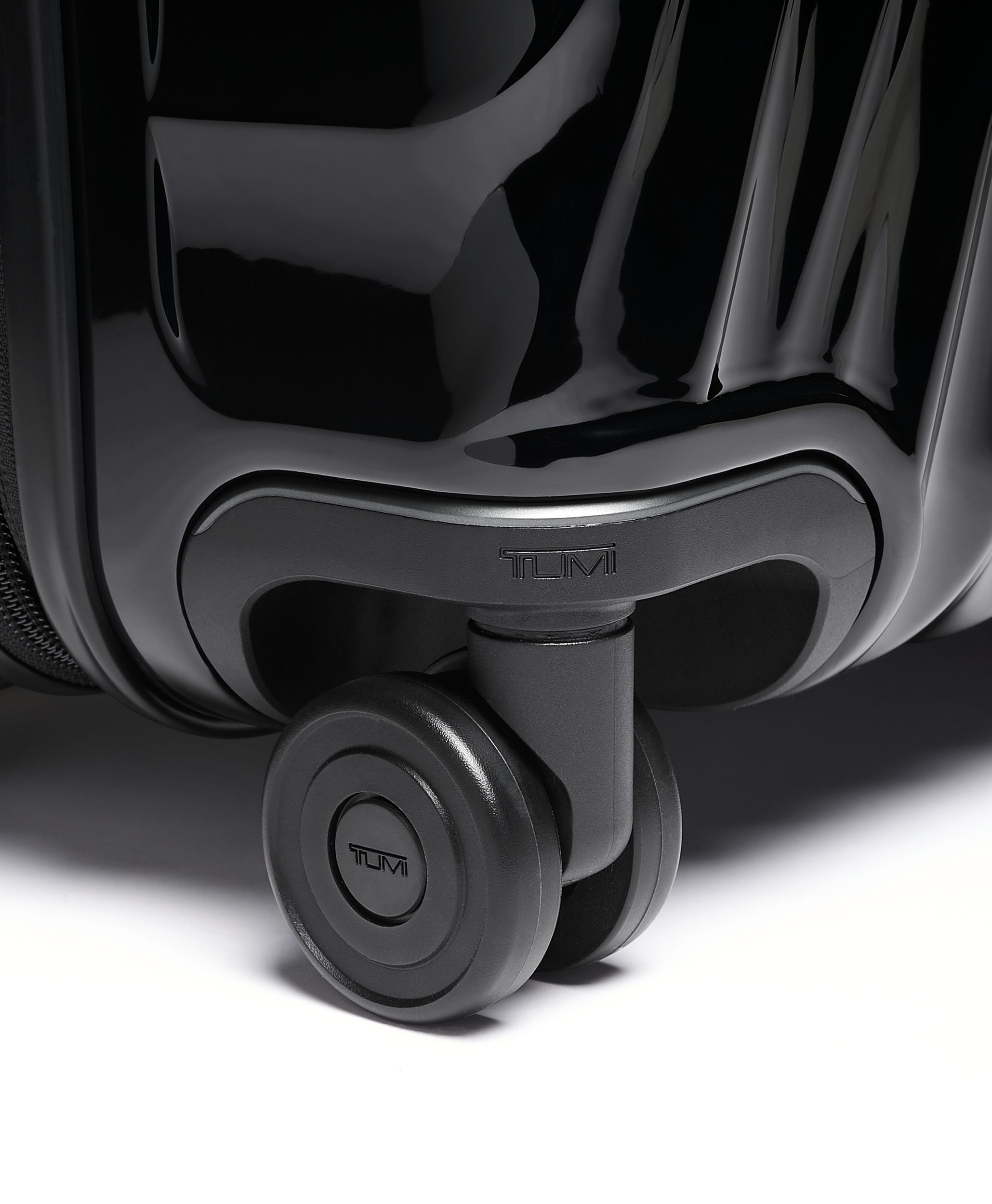 TUMI キャリーケース 22564D2【美品】 19 DEGREE インターナショナル・エクスパンダブル・4ウィール