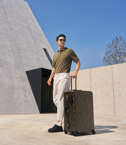 19 DEGREE ALUMINUM エクステンデッド・トリップ・パッキングケース  lifestyle | TUMI