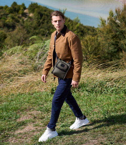 ALPHA ポケット・バッグ・スモール  lifestyle | TUMI