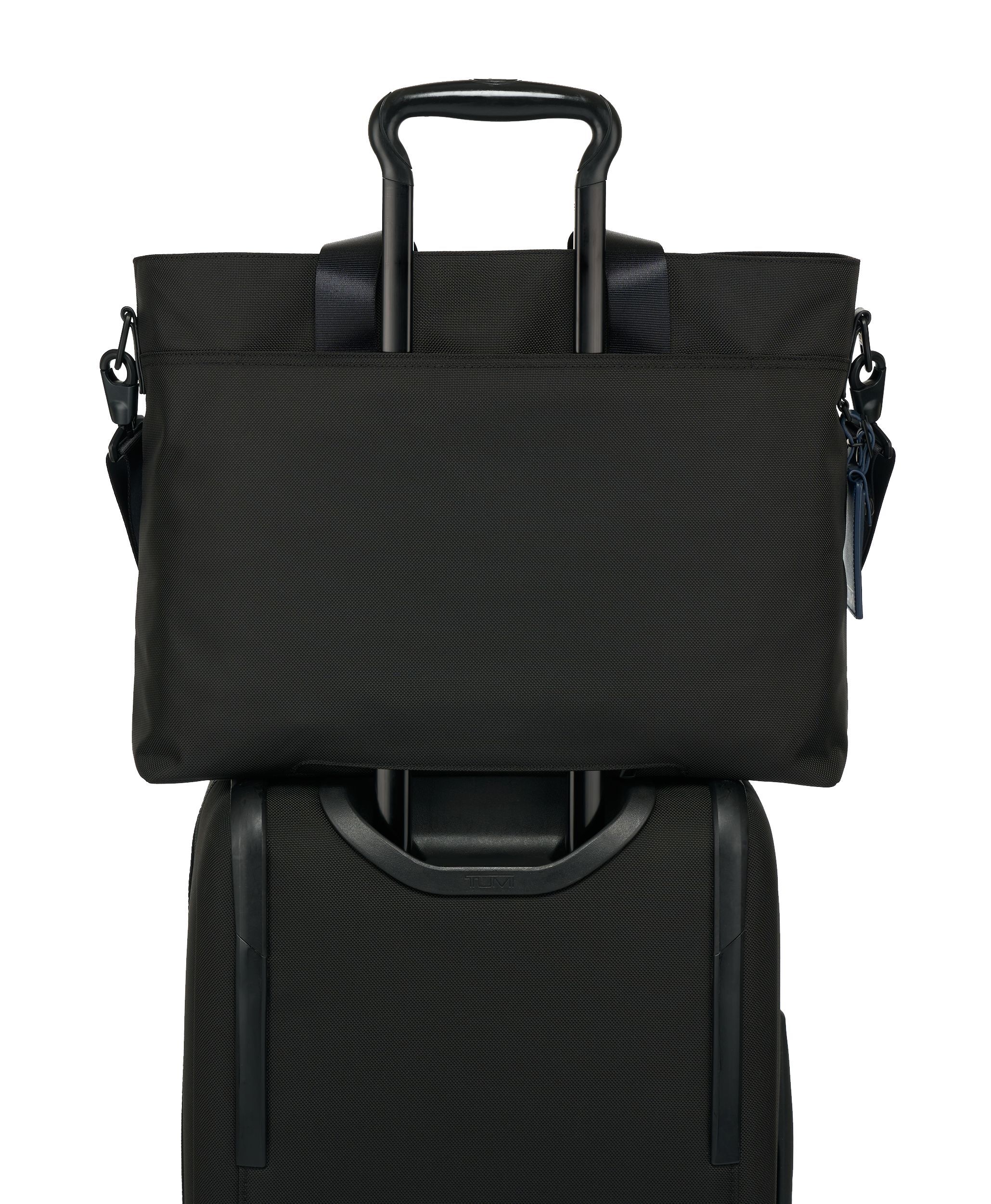 TUMI イースト・ウエスト・トート 楽天市場】【最大51倍 8/25限定】【正規品5年保証】 トゥミ