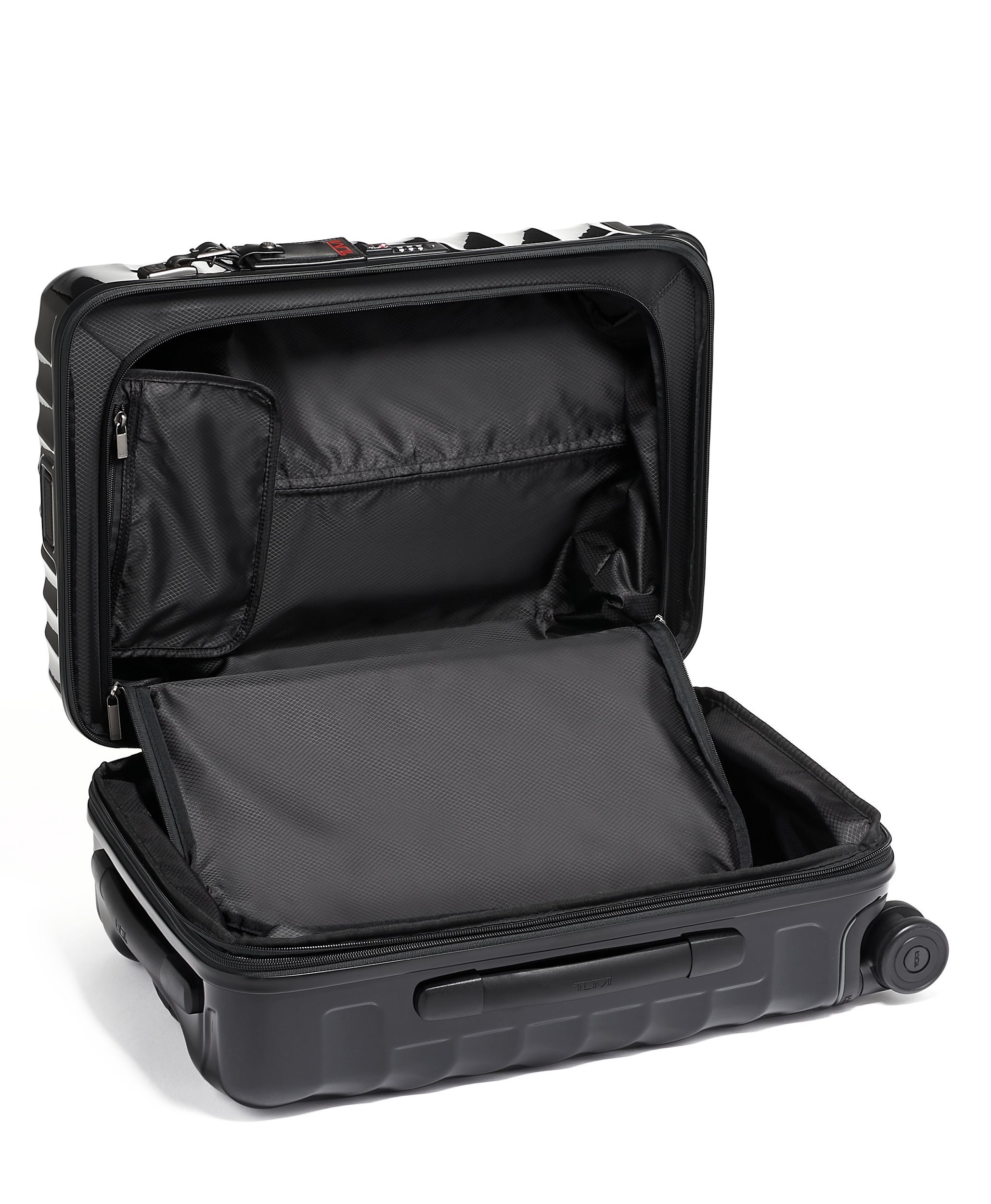 【高級】TUMI ARRIVE キャリーケース　エクスパンダブル　ブラック　中型 TUMI トゥミ キャリーケース インターナショナル エクスパン