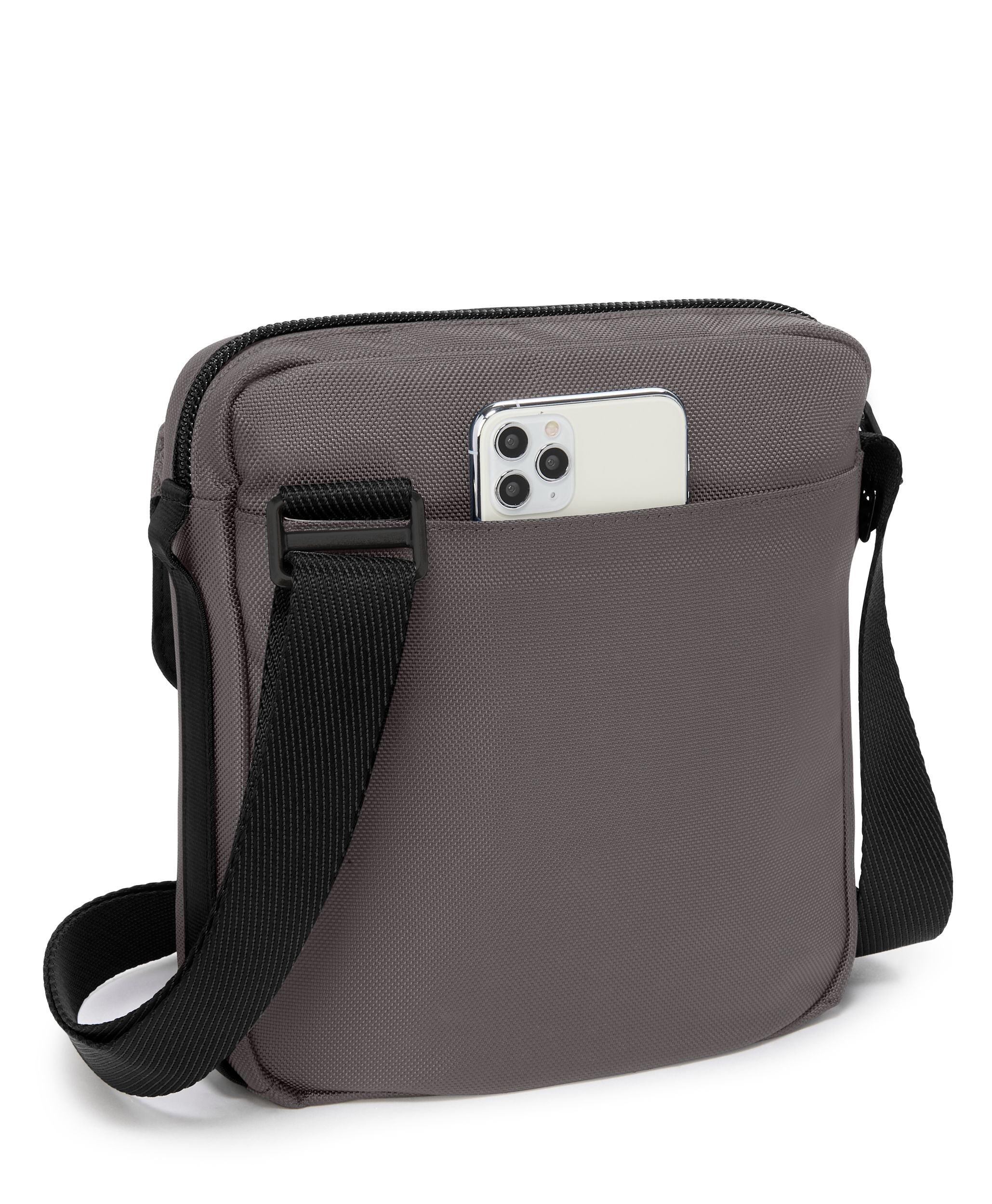 インポート・海外人気ブランド ALPHA BRAVO 「ジュニア」クロスボディ チャコール｜TUMI(トゥミ バッグ