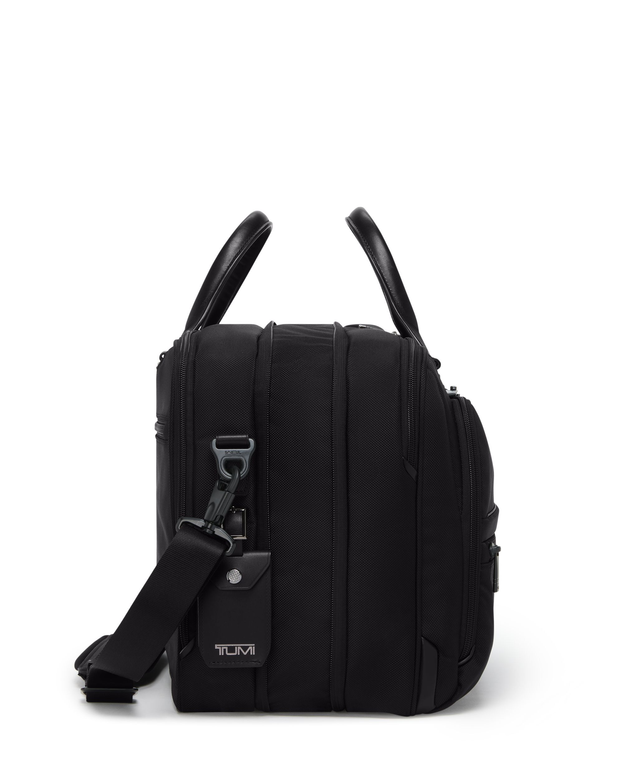 極美品 トゥミ アルファ ビジネスバッグ 大容量 エクスパンダブル 黒 TUMI（トゥミ） ビジネスバッグ 「SHIPS別注」TUMI: 完全別注モデル