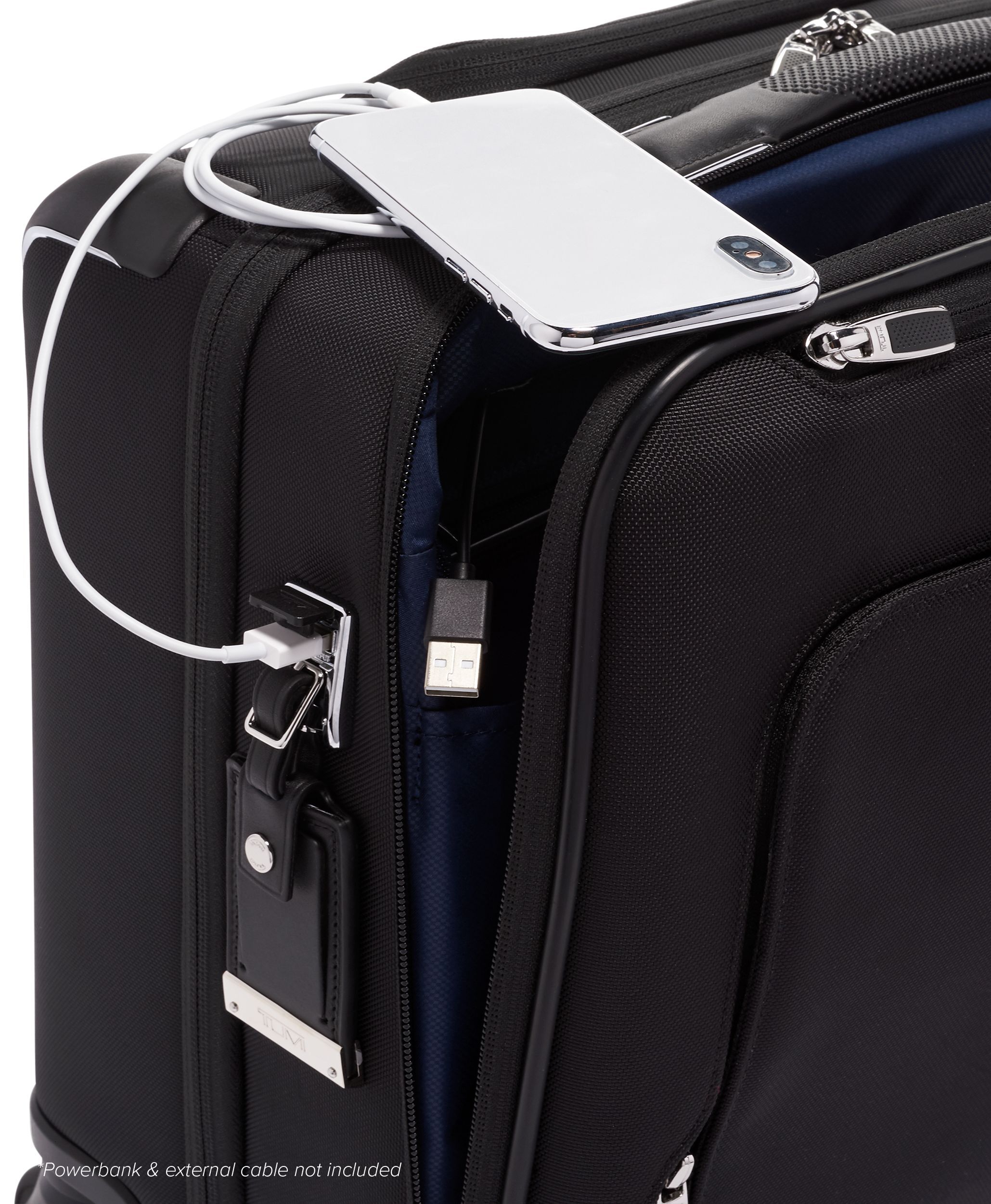ARRIVÉ コンパクト・4ウィール・ブリーフ ブラック｜TUMI(トゥミ