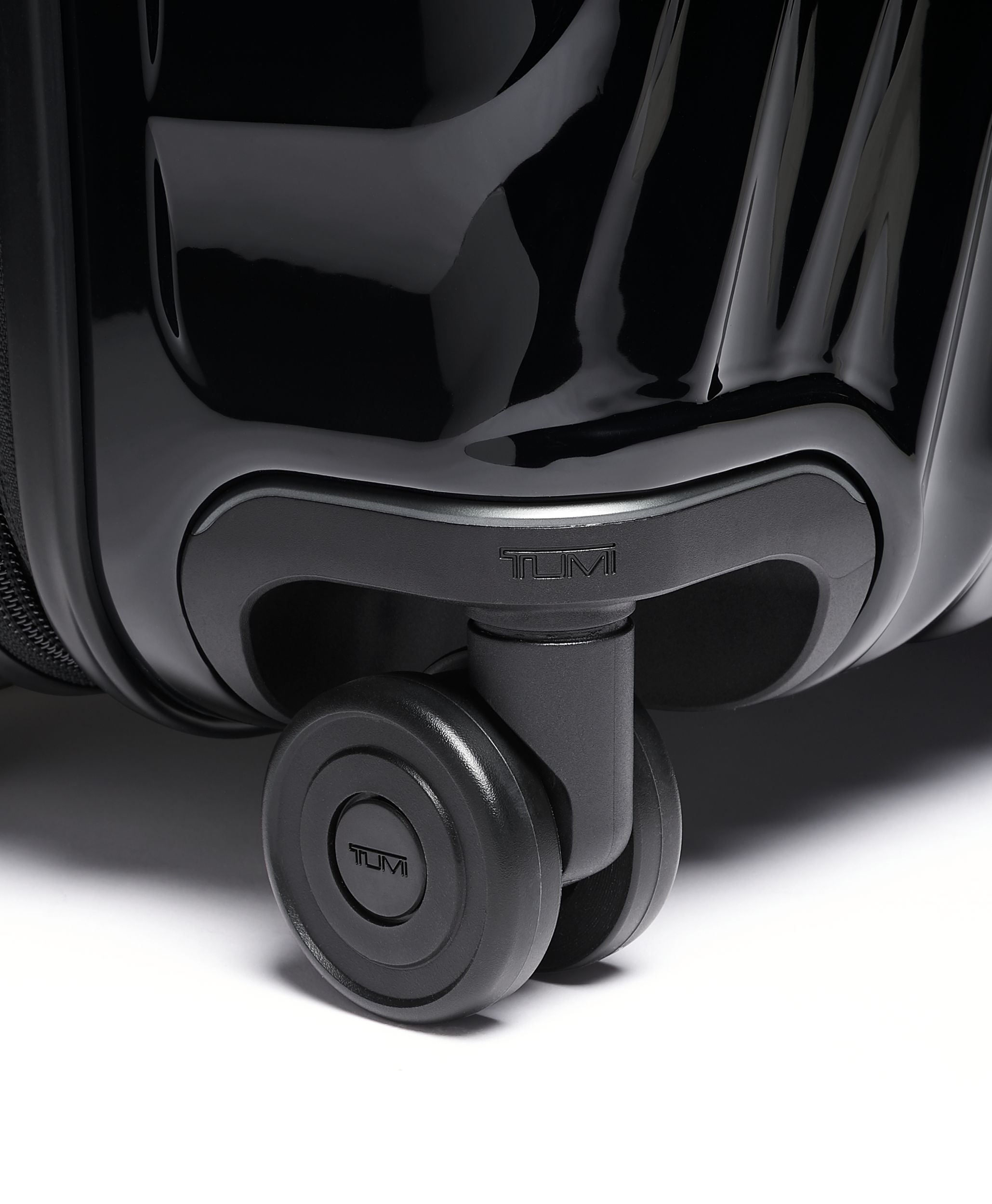 19 DEGREE ミディアム・エクスパンダブル・チェックイン ブラック