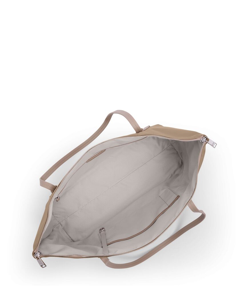 VOYAGEUR 「キュー」トート  hi-res | TUMI