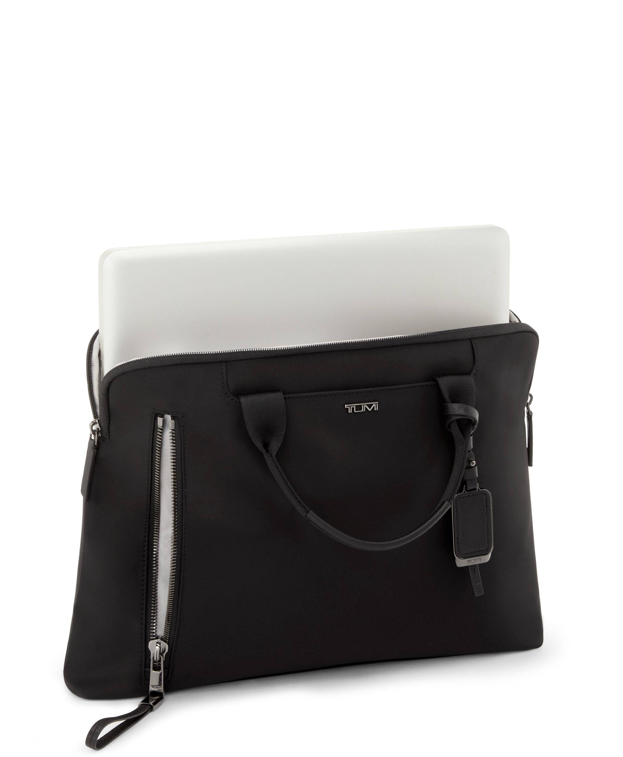 TUMI ブラック ラップトップケース ALPHA ミディアム・ラップトップ・カバー ブラック｜TUMI(トゥミ