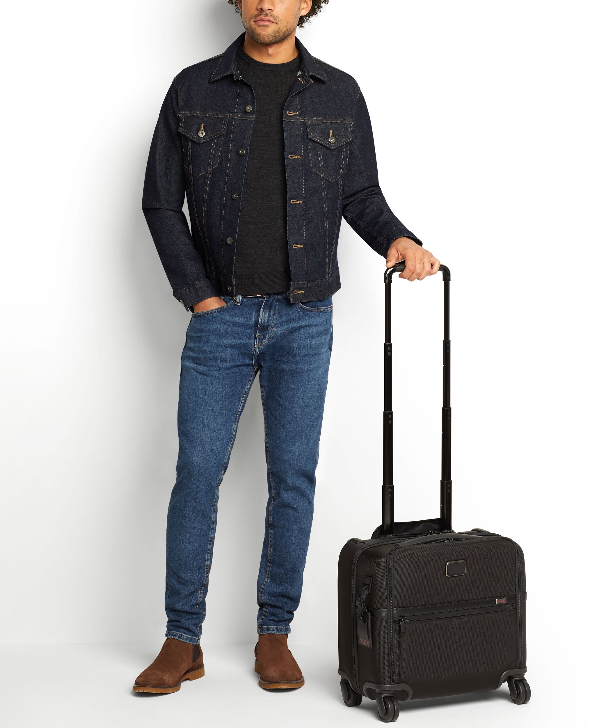 ALPHA コンパクト・4ウィール・ブリーフ ブラック｜TUMI(トゥミ