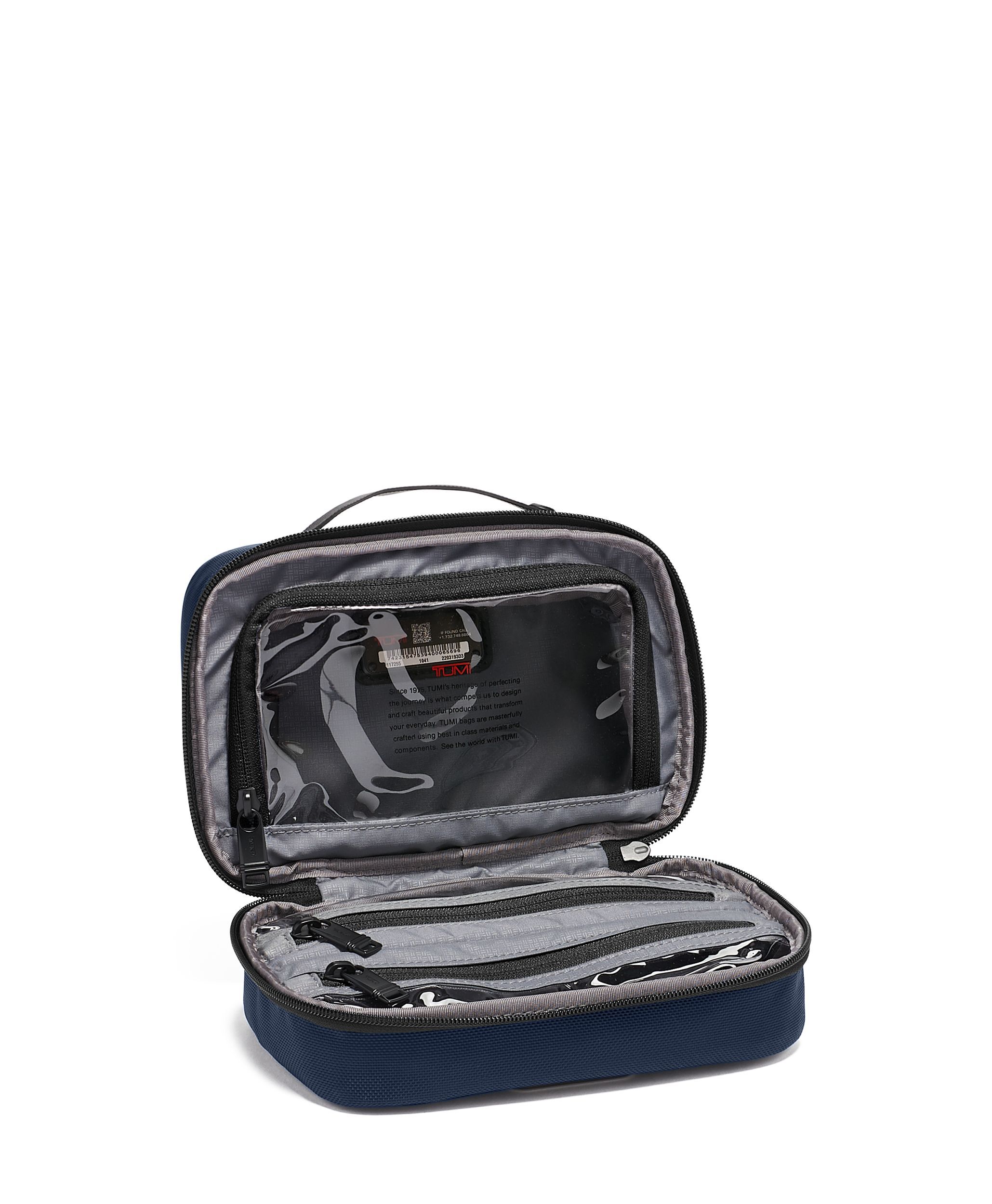 商品画像：ALPHA スプリット・トラベル・キット ブラック｜TUMI(トゥミ 2