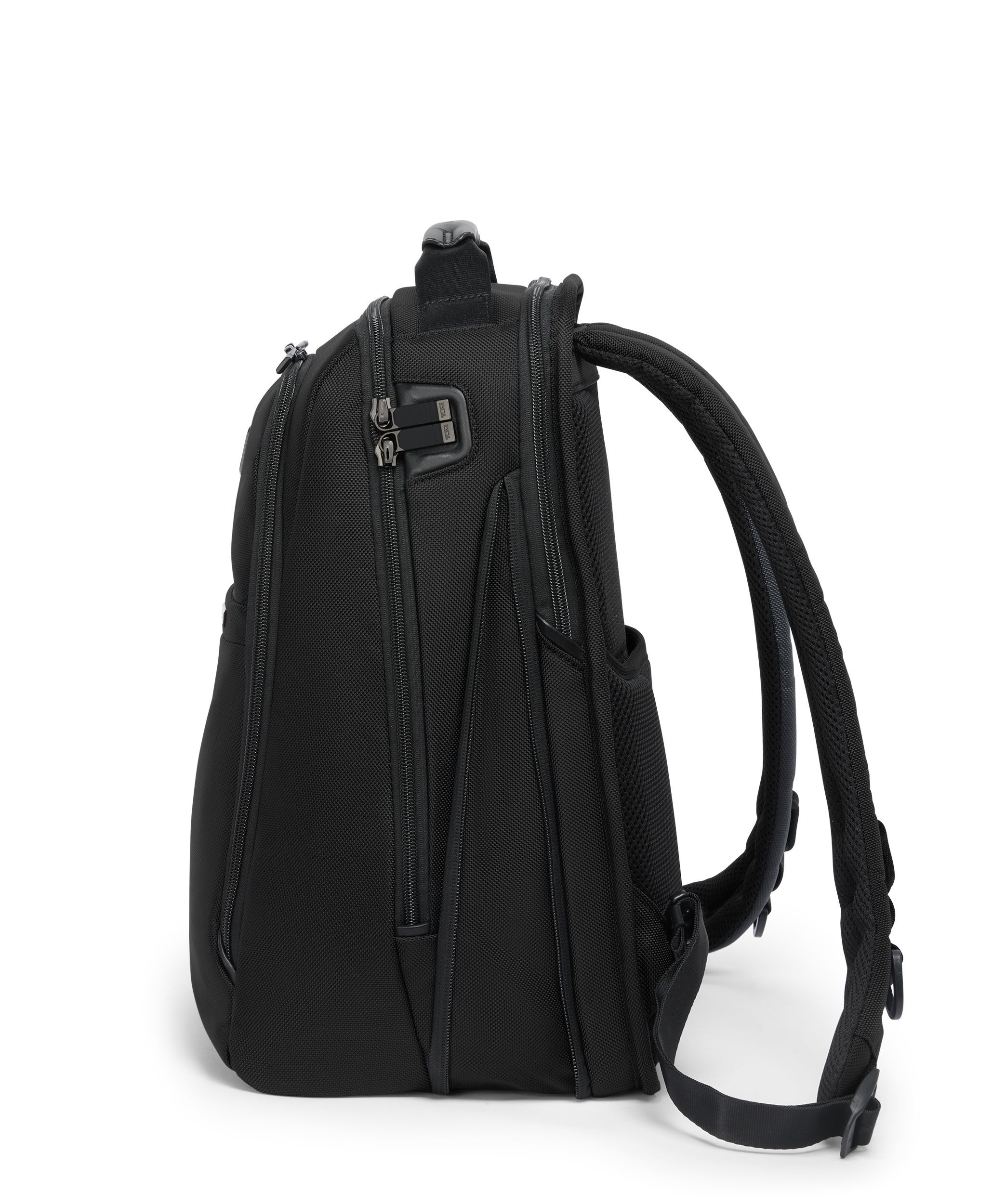 TUMI ALPHA（アルファ） ミディアム・15インチ・エクスパンダブル