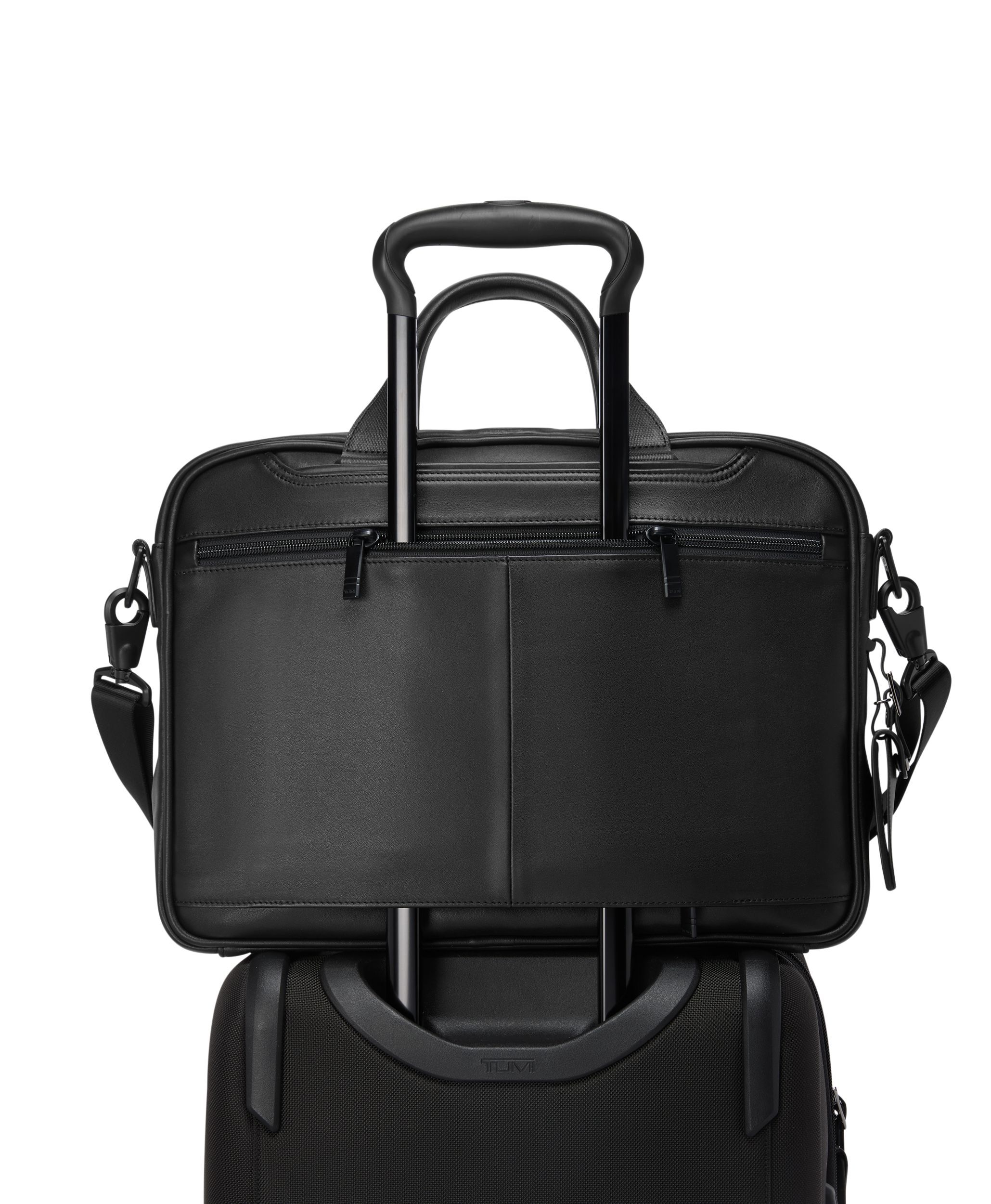 【美品】TUMI PCケース付き ALPHA ブリーフケース 26141DH TUMI（トゥミ） ブリーフケース 26141 ビジネスバッグ G4.4 PC収納