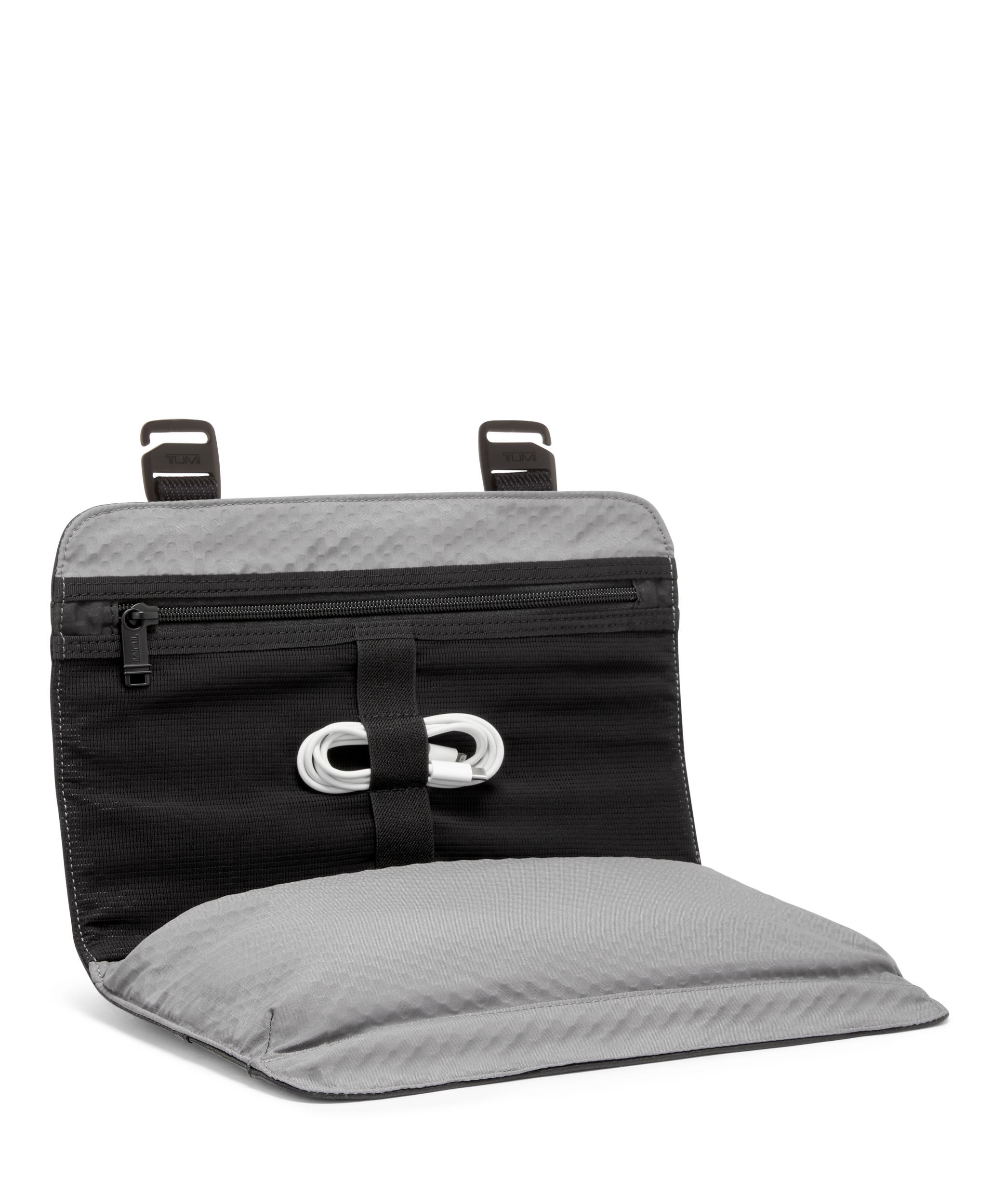 Amazon.co.jp: [トゥミ] トイレタリーキット 公式 正規品 TUMI+