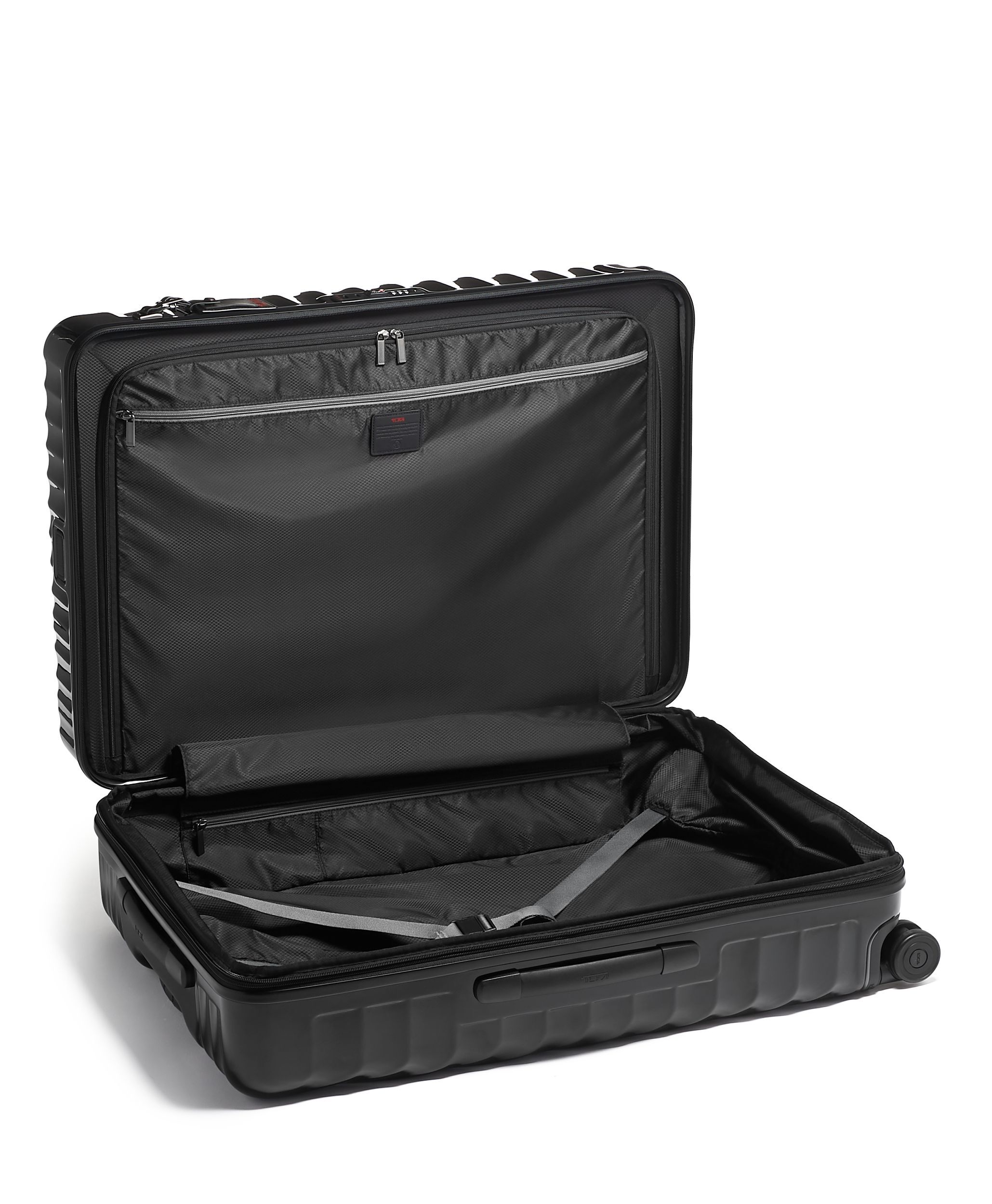 〚希少〛〚美品〛✦TUMI スーツケース 28020DPO 34L 機内持込可✦ 楽天市場】TUMI スーツケース 機内持ち込みの通販