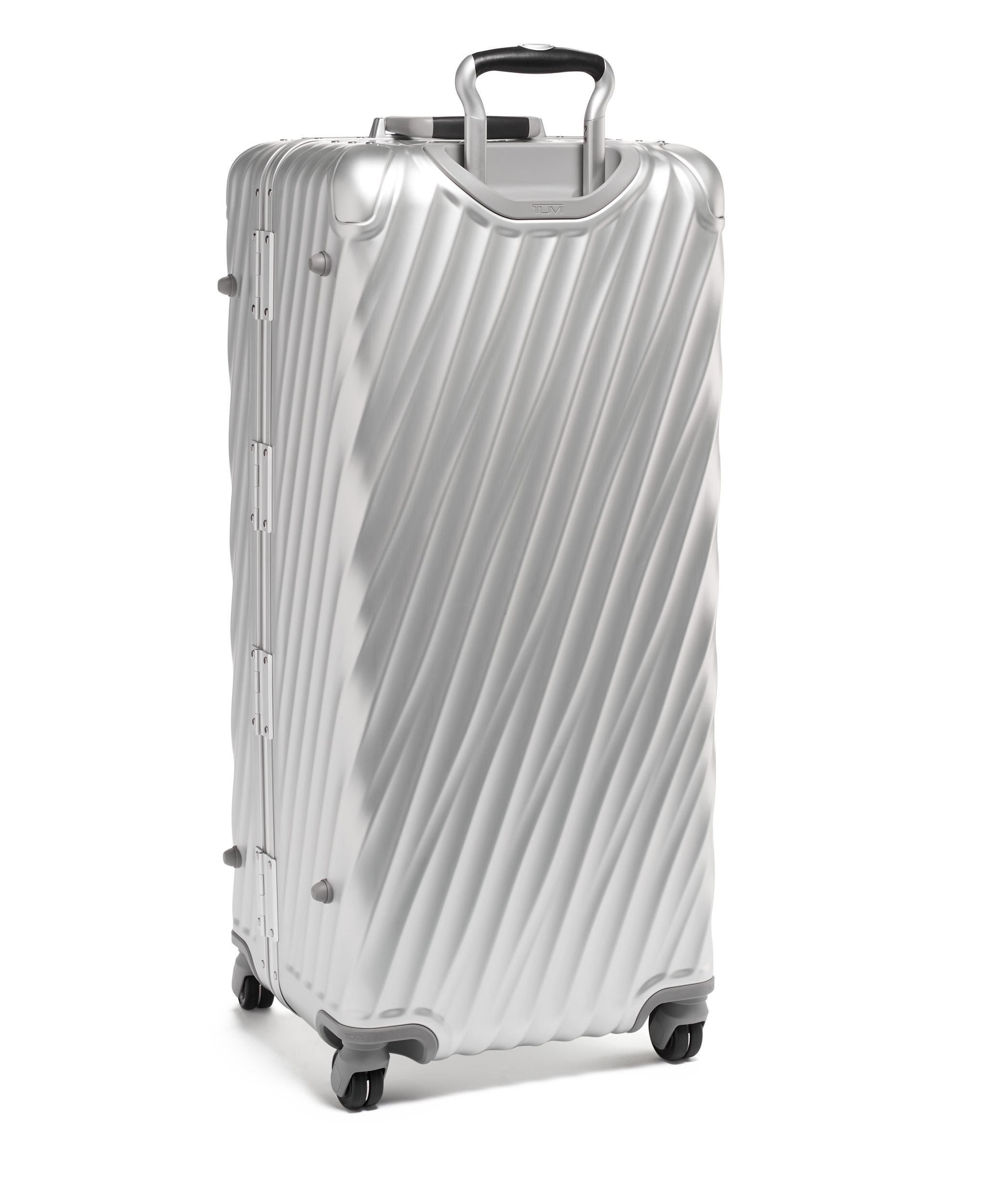 19 DEGREE ALUMINUM ローリング・トランク シルバー｜TUMI