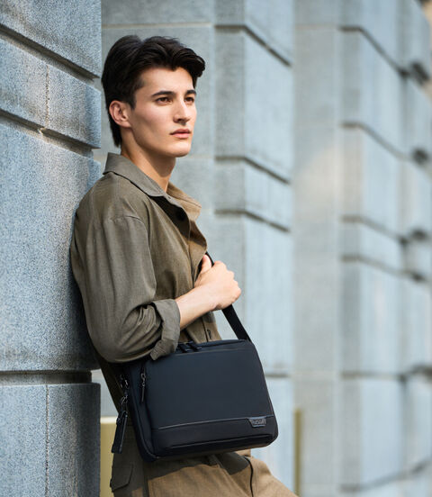HARRISON 「レオ」クロスボディ  lifestyle | TUMI