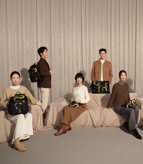 Lunar New Year ポーチ・ウィズ・ストラップ  lifestyle | TUMI