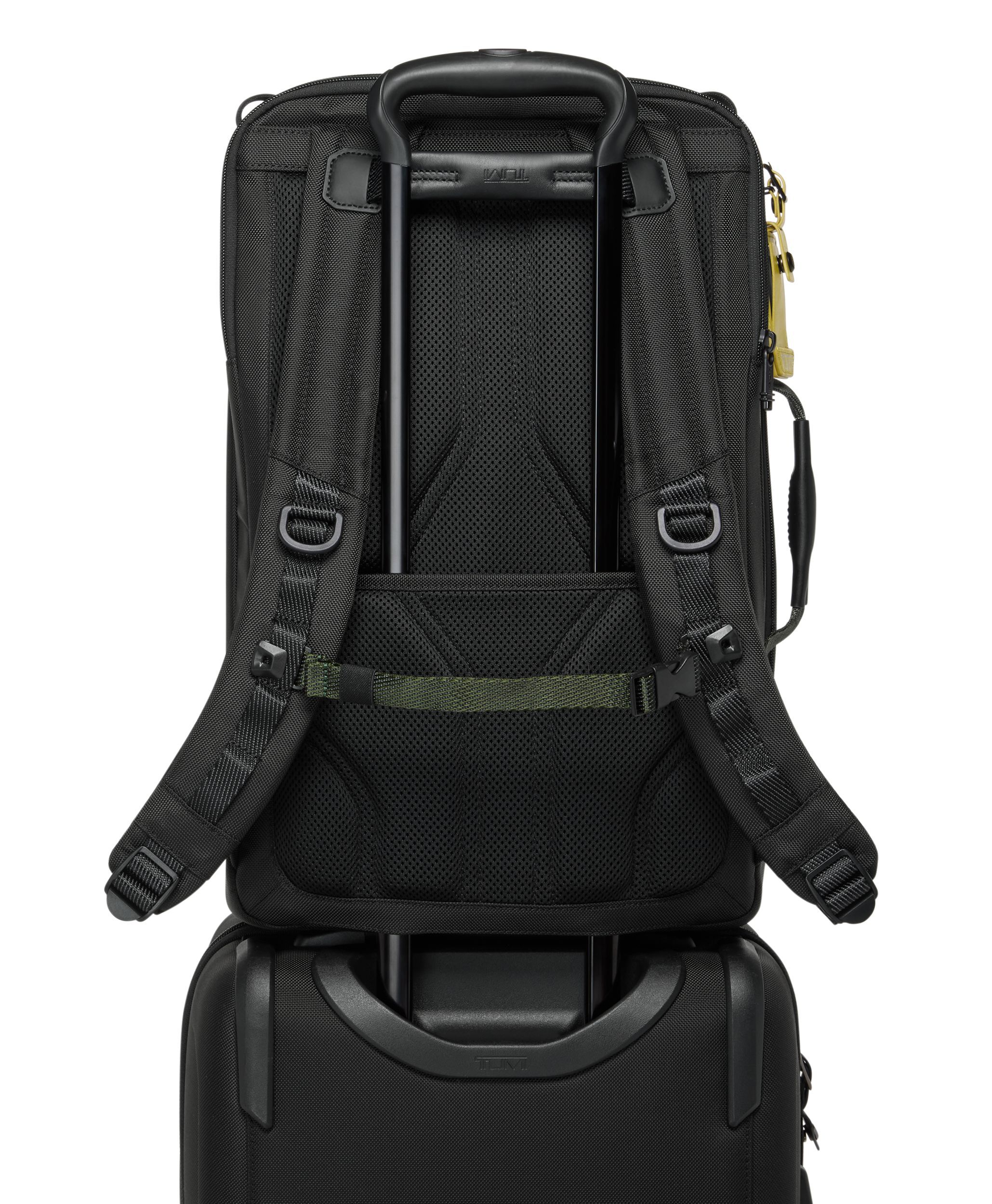 ALPHA BRAVO 「デトリック」バックパック トープ マルチ | TUMI(トゥミ