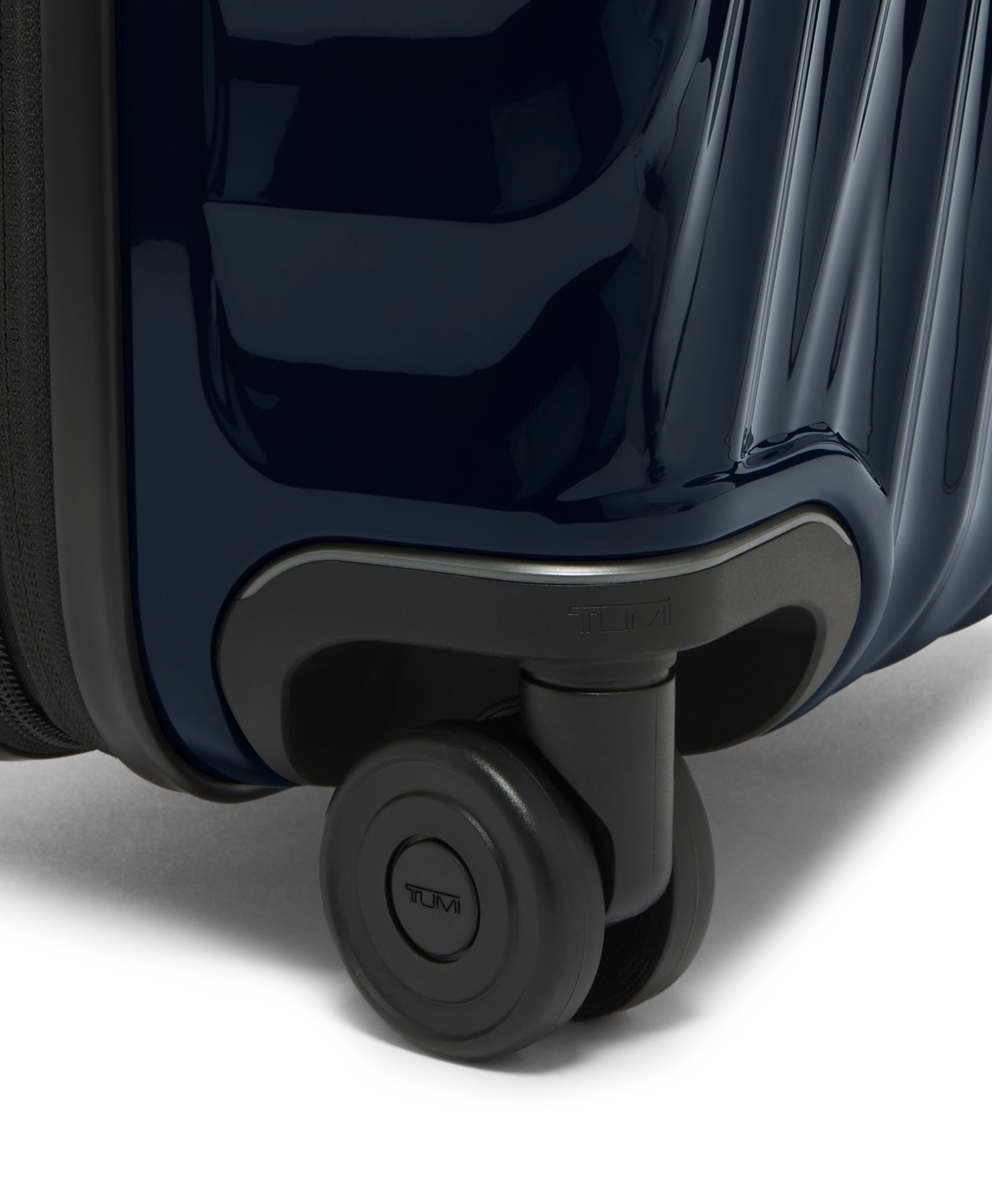 TUMI ネイビー キャリーケース TUMI - 新品 トゥミ TUMI キャリーケース ナインティーン