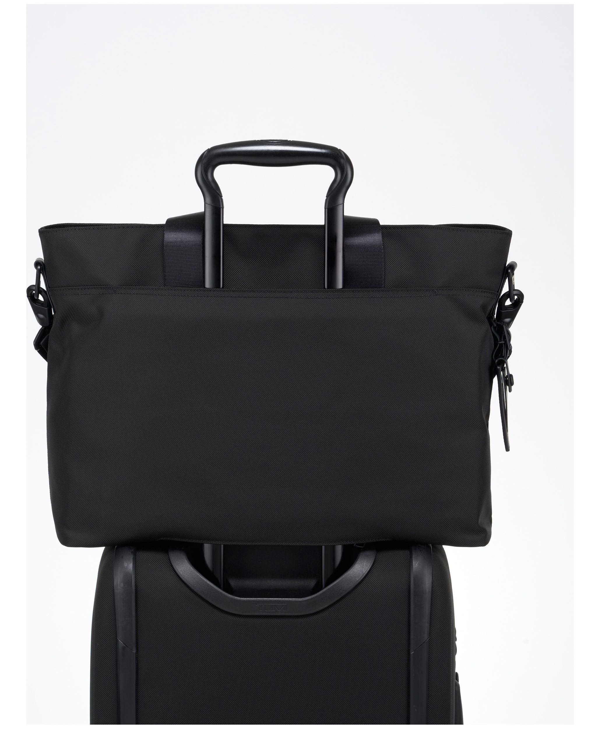 TUMI for SHIPS: 『ALPHA 2』エクスパンダブル・トートバッグ