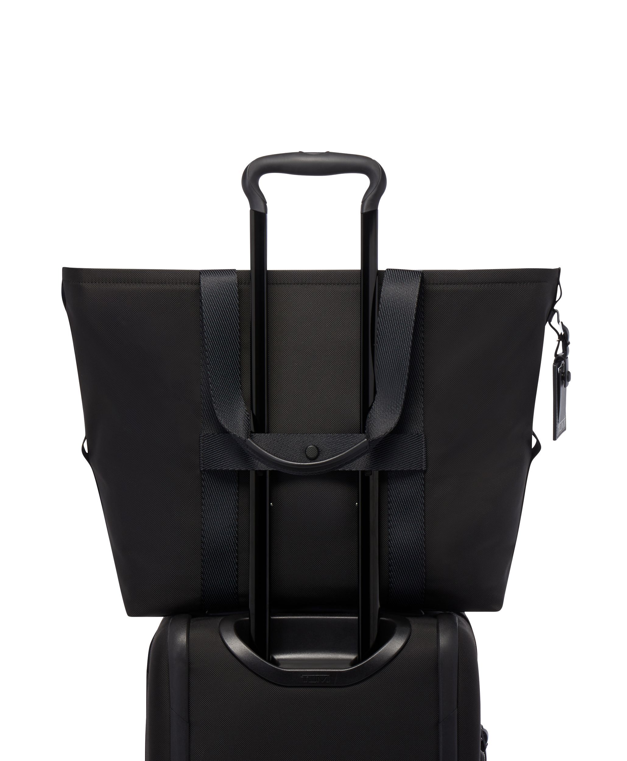 Tumi Golf エッセンシャル・ミディアム・イースト・ウエスト