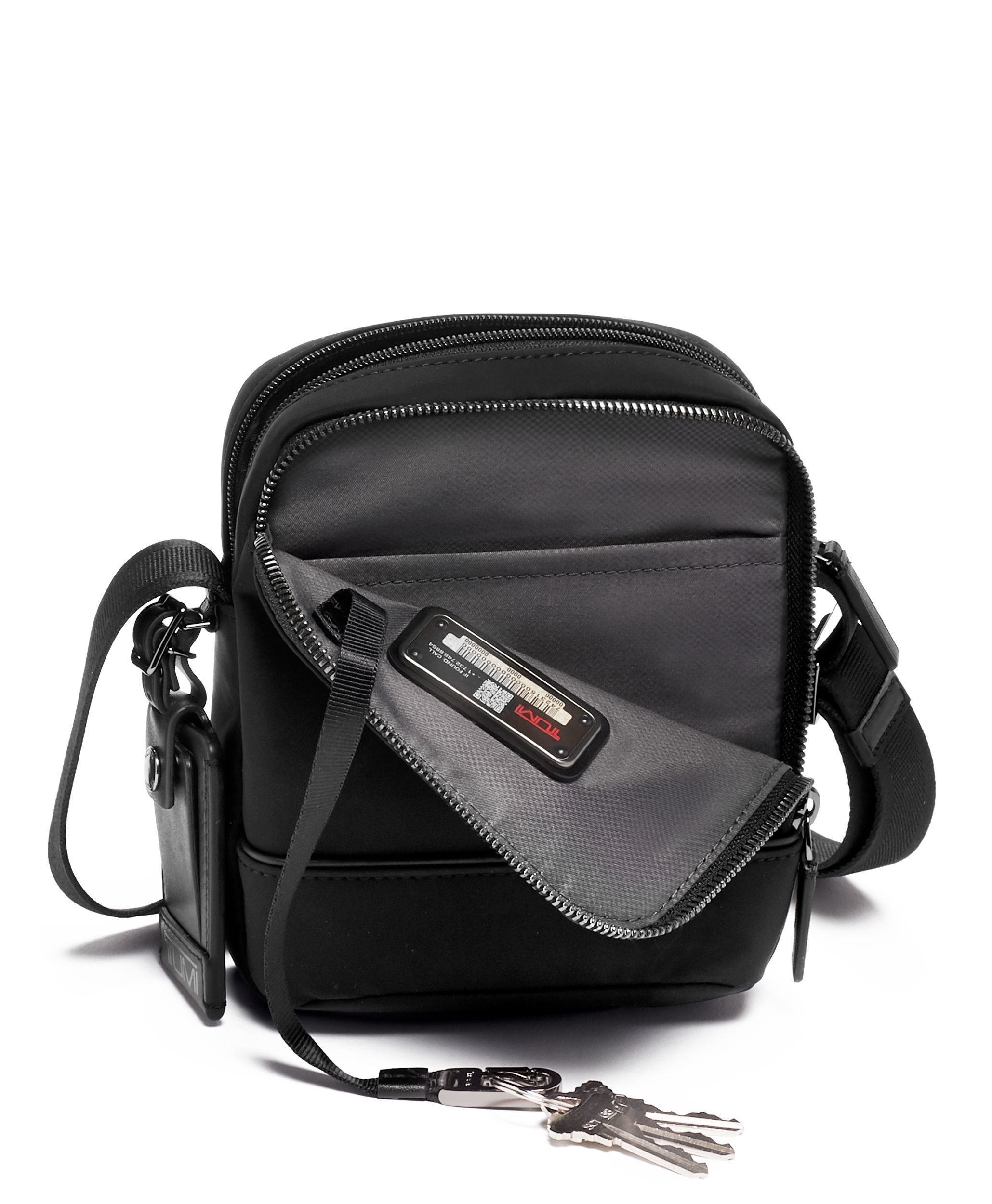 HARRISON 「ニコルス」スモール・クロスボディ ブラック｜TUMI(トゥミ