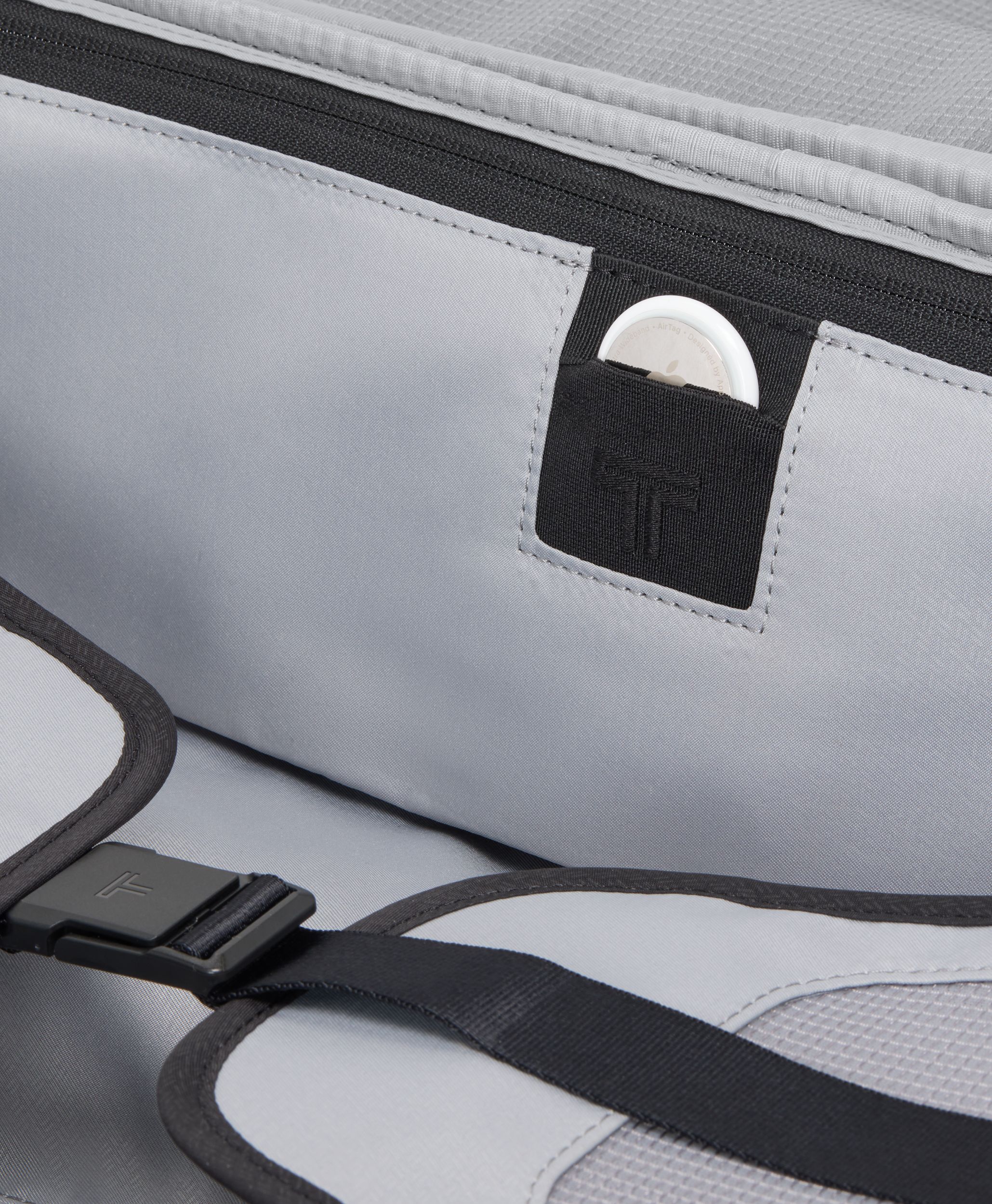 TUMI ALPHA（アルファ） ミディアム・デュアル・アクセス・エクスパン