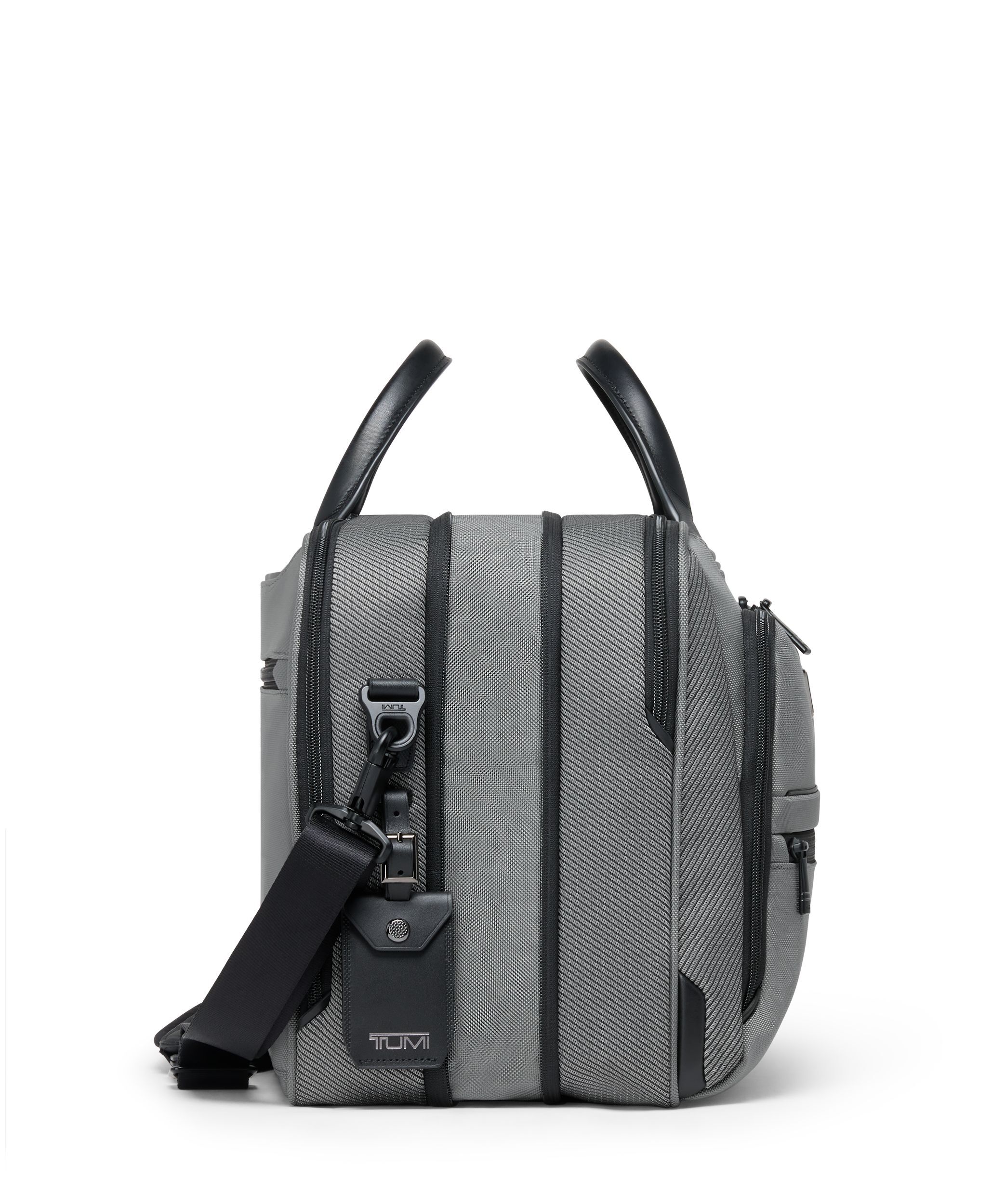 TUMI ALPHA（アルファ） ミディアム・15インチ・エクスパンダブル