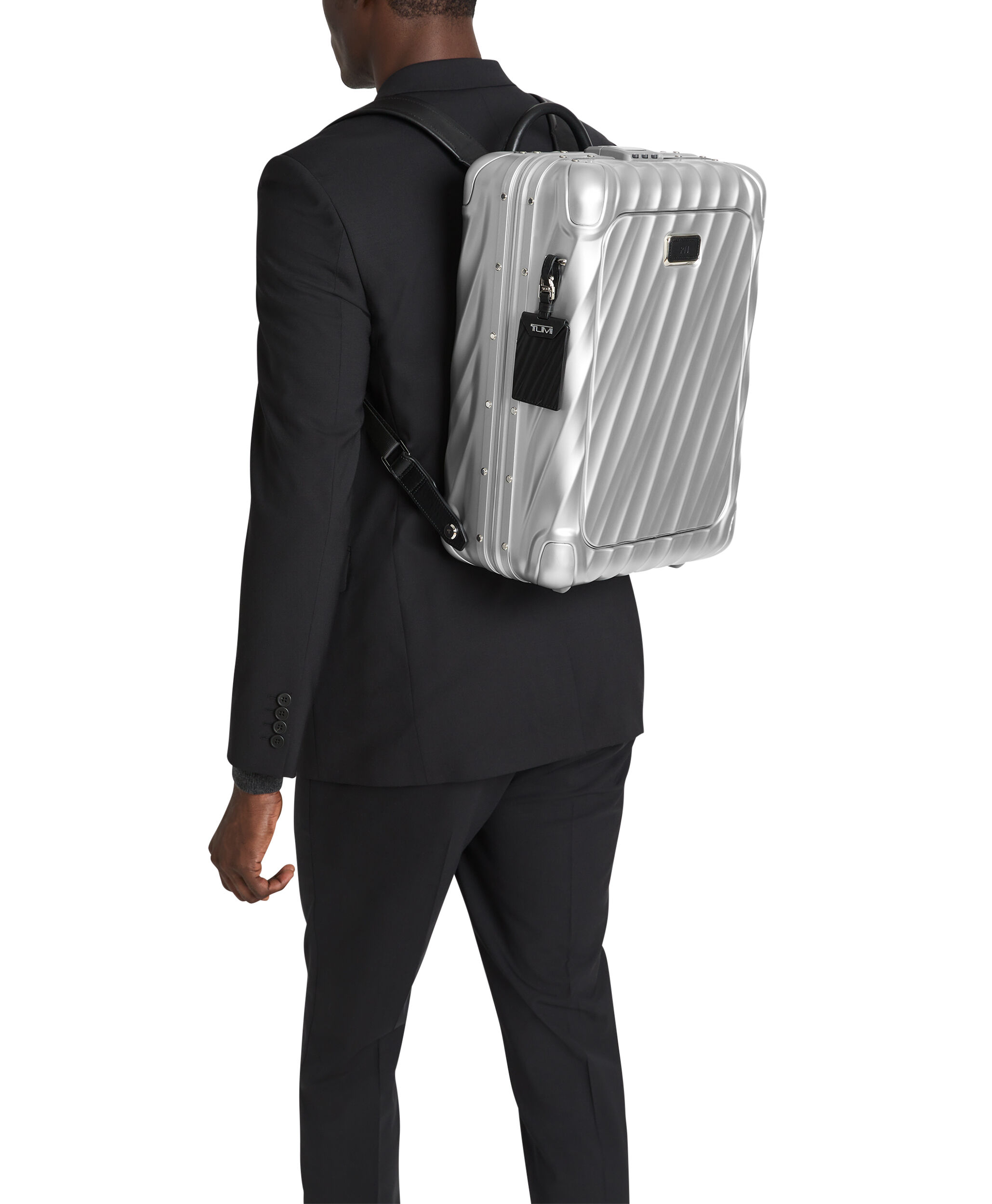 19 DEGREE ALUMINUM バックパック シルバー｜トゥミ公式サイト | TUMI