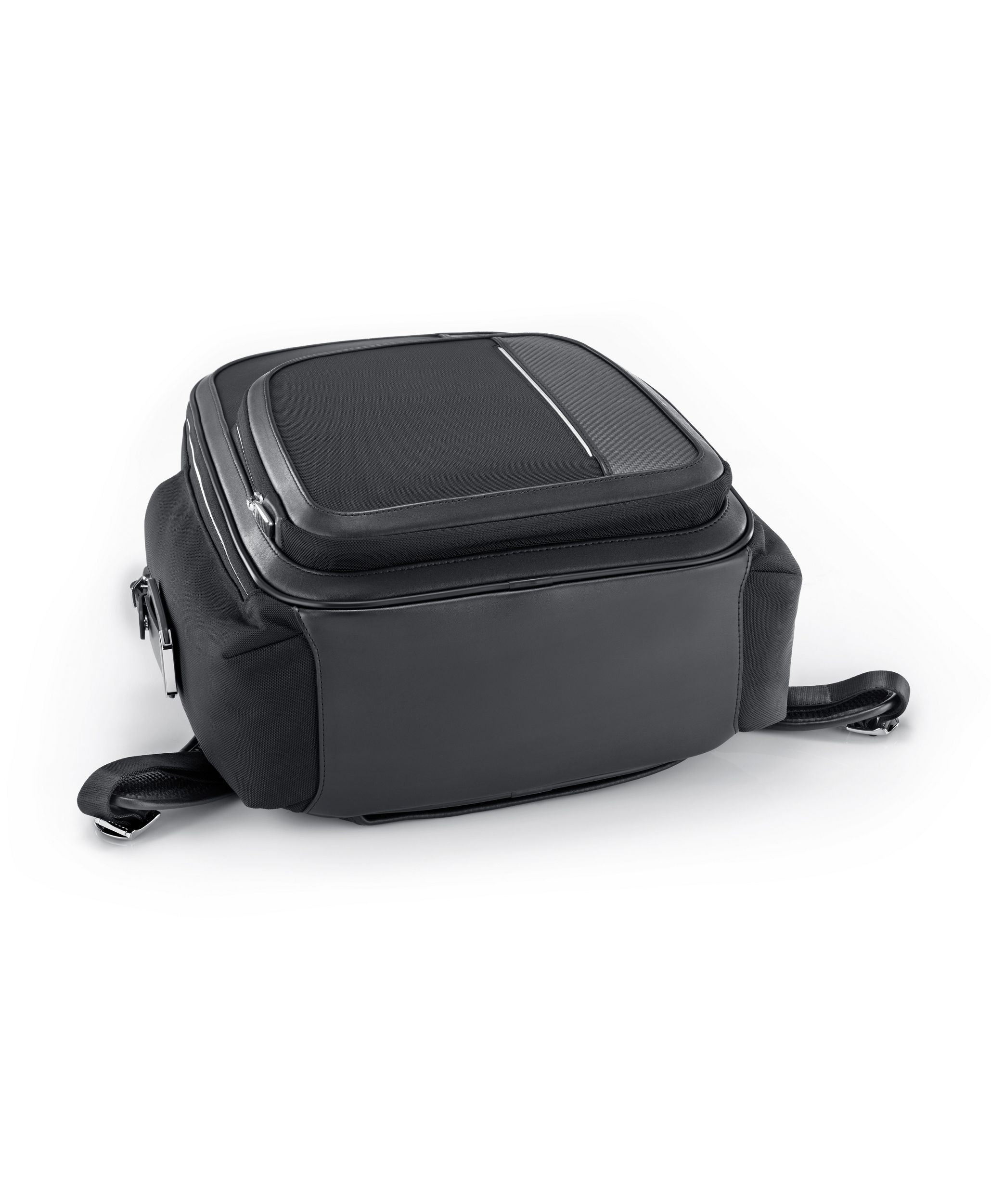 ARRIVÉ「バーカー」ラージ・バックパック｜TUMI(トゥミ)公式