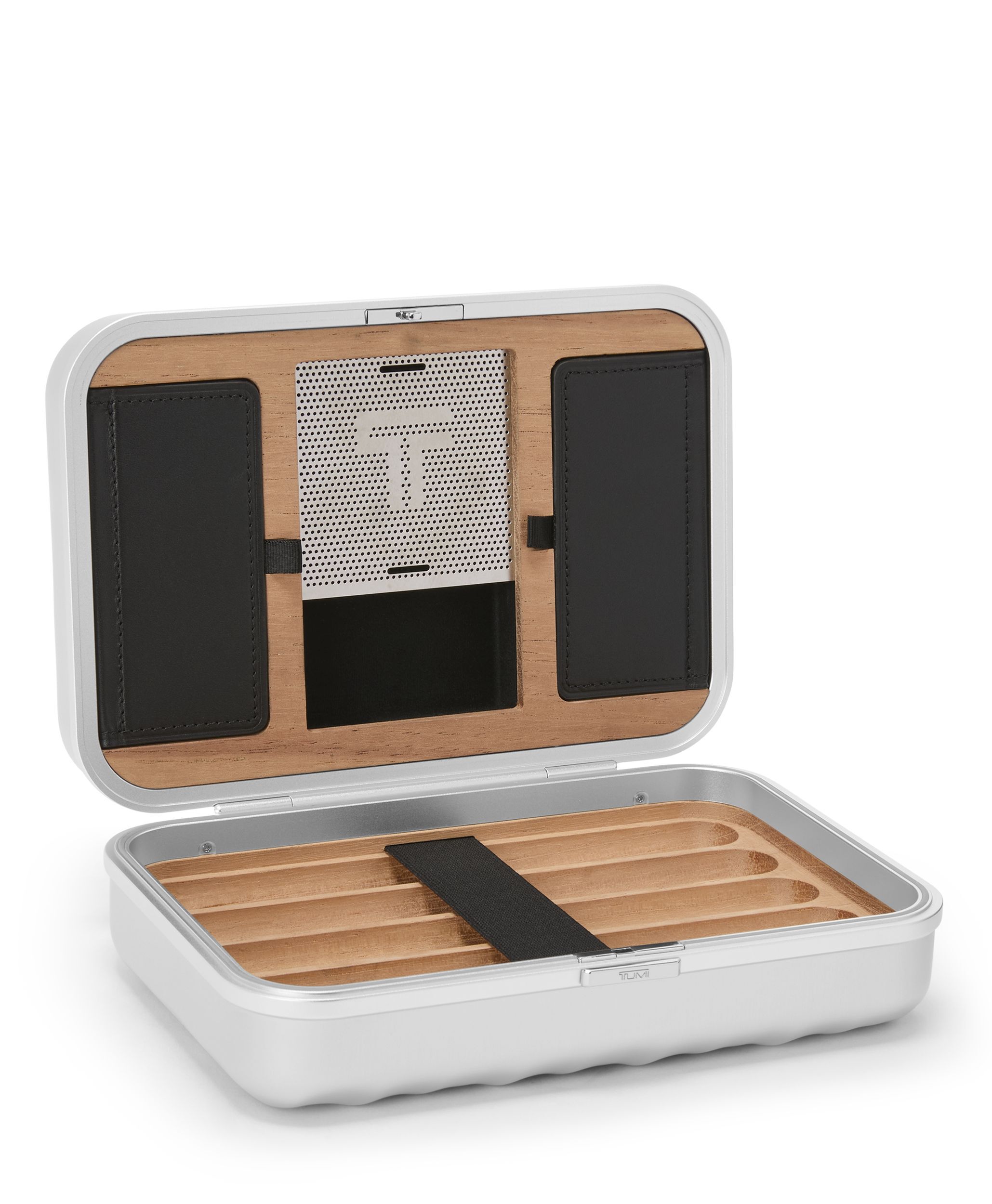 売れ筋新商品 19 DEGREE シルバー｜TUMI(トゥミ)公式 シガー・ケース ALUMINUM 財布・ケース・小物入れ