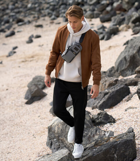 ALPHA コンパクト・スリング  lifestyle | TUMI