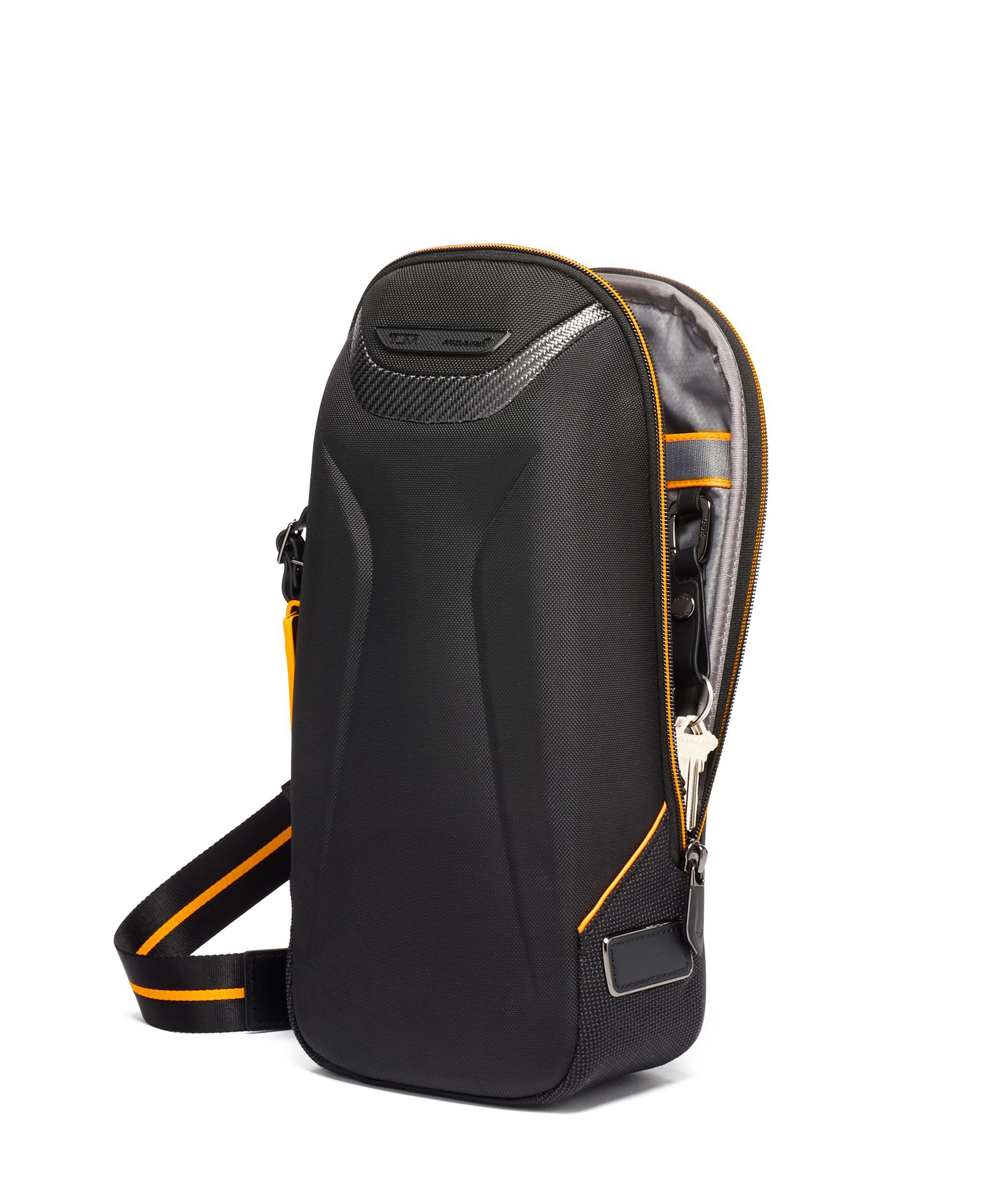 TUMI I MCLAREN 「トルク」スリング ブラック｜トゥミ公式サイト