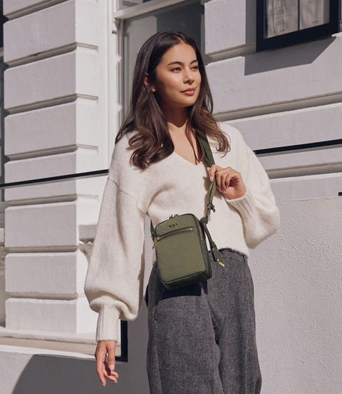 VOYAGEUR 「ペルシャ」クロスボディ  lifestyle | TUMI