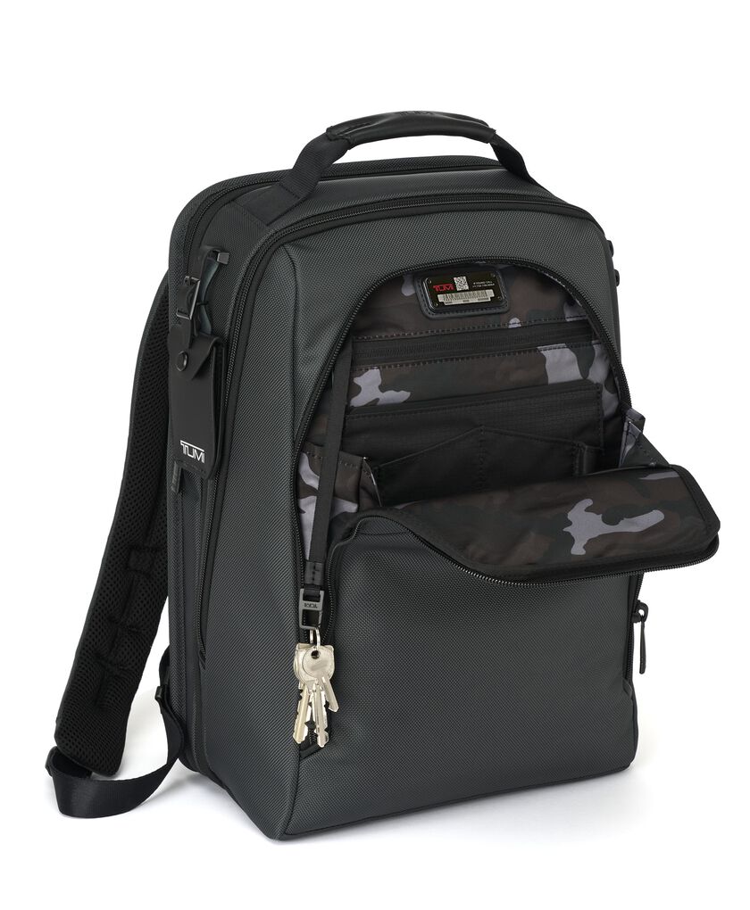 TUMI I SOPH. ミディアム・15インチ・エクスパンダブル・バックパック  hi-res | TUMI