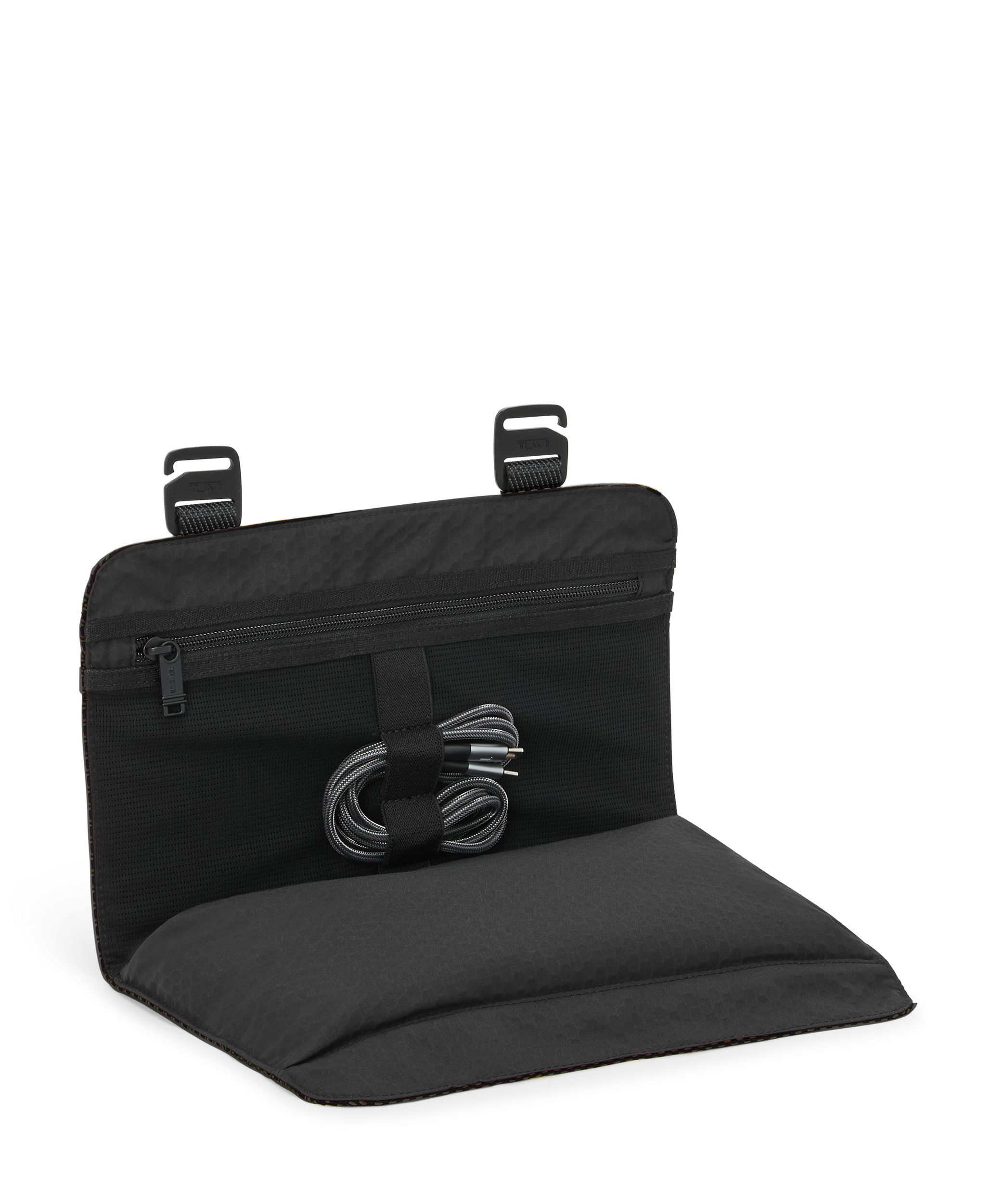 TUMI モバイルオーガナイザー TUMI】 「モバイル・オーガナイザー」レビュー 【バックパックの
