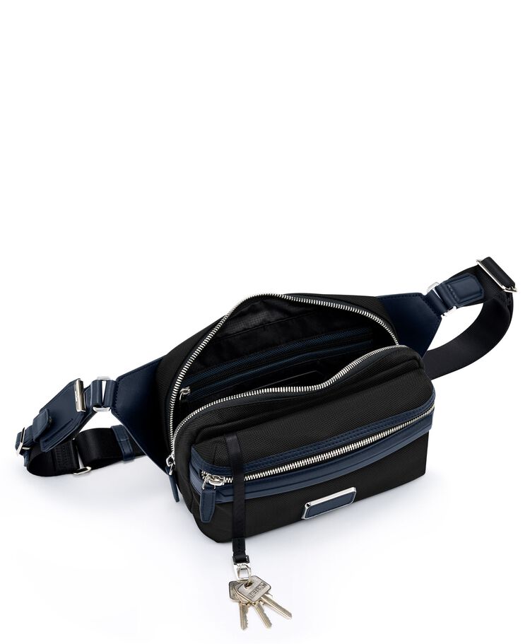 イースト・ウエスト・スリング  hi-res | TUMI