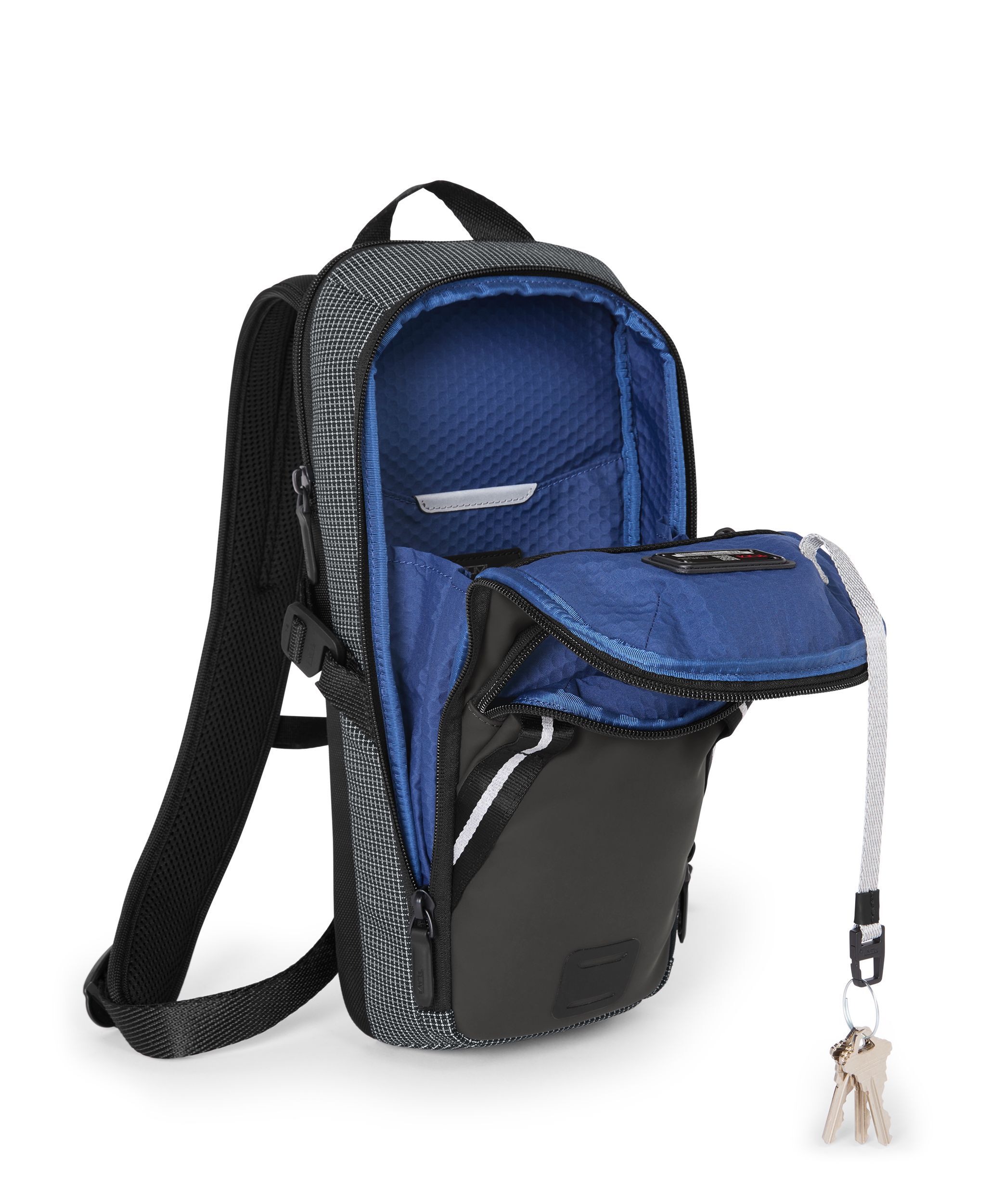 TUMI SPORT 「アライアンス」バイキング・バックパック｜TUMI