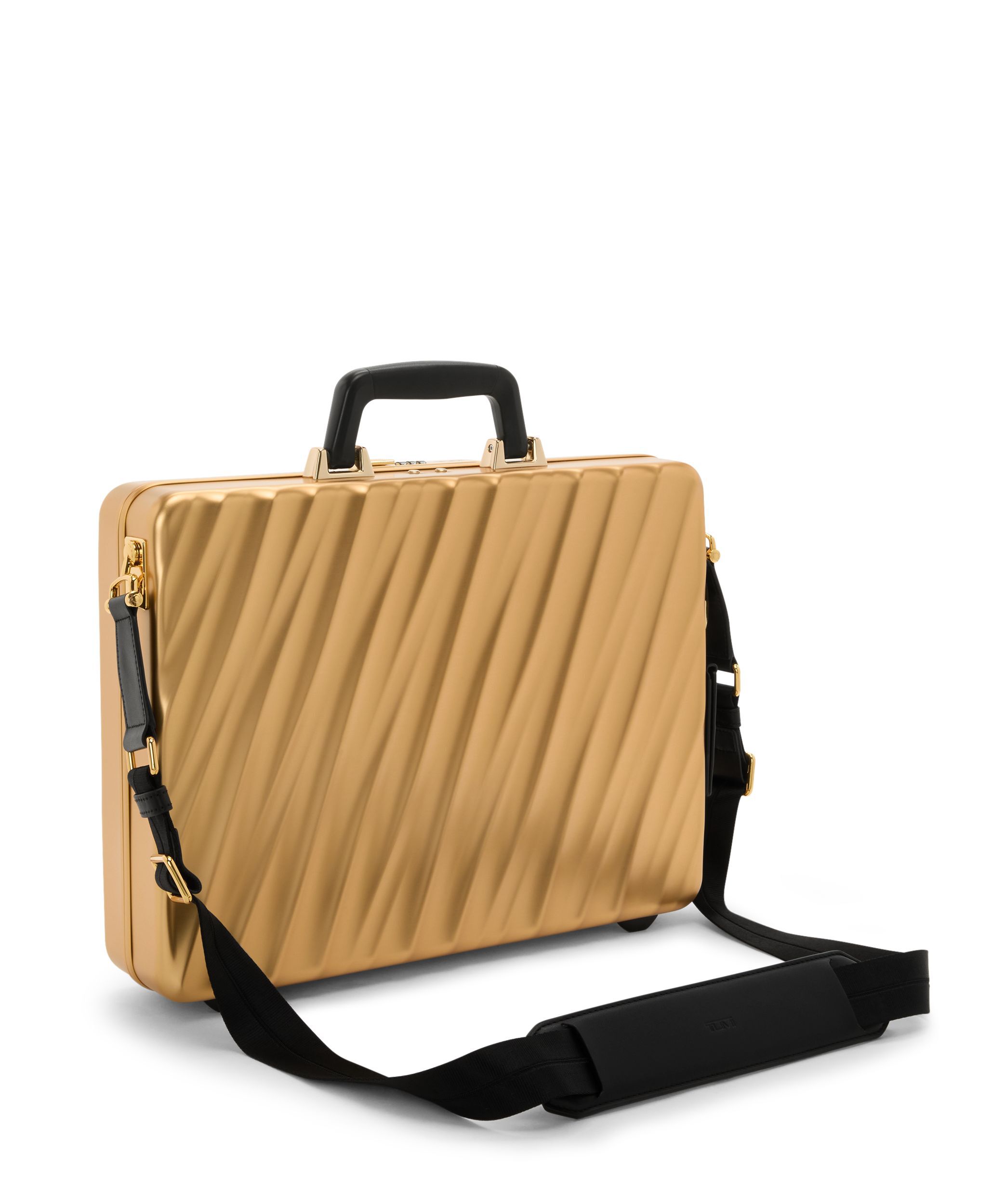 19 DEGREE ALUMINUM ブリーフケース ｜TUMI(トゥミ)公式サイト
