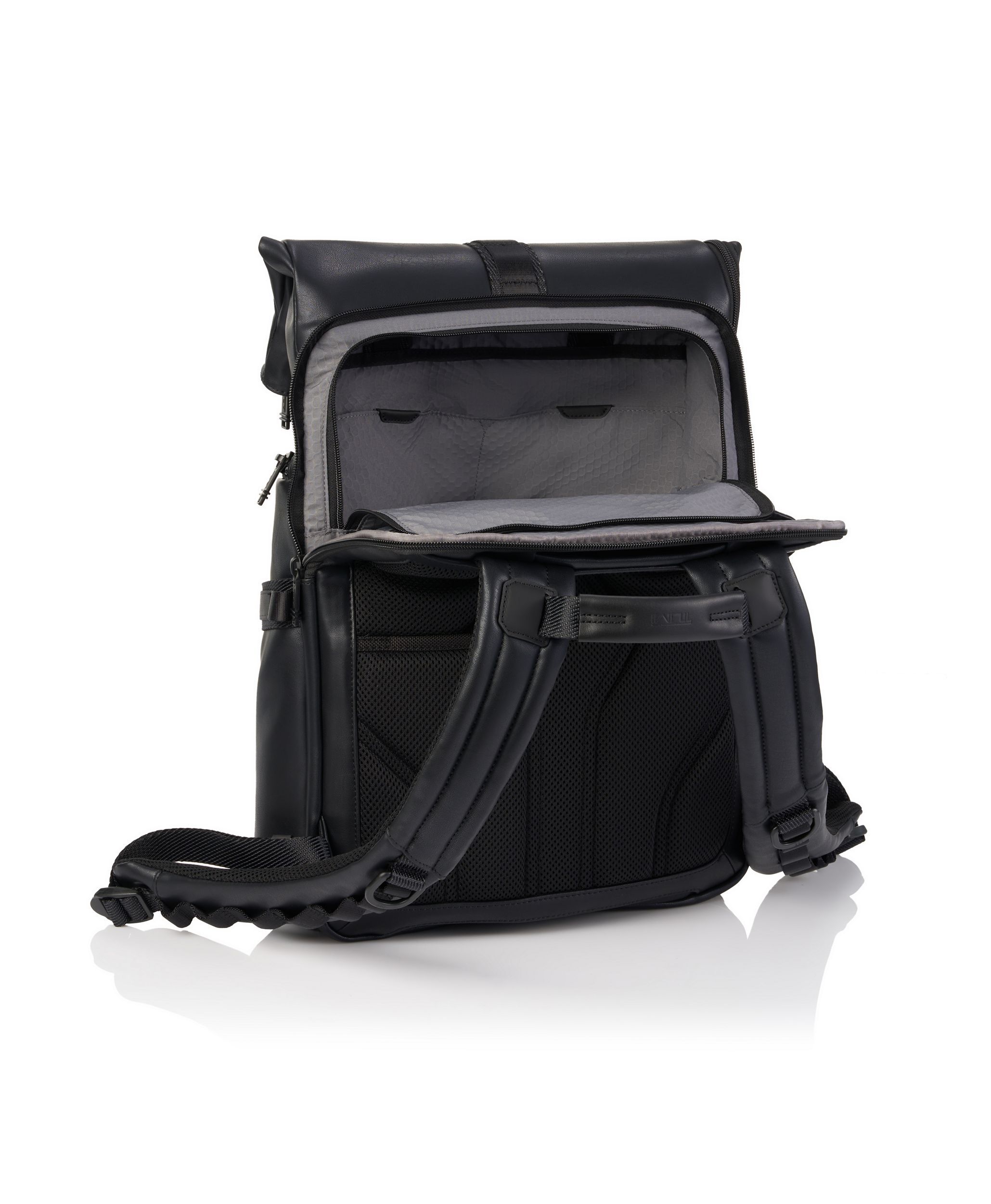 ALPHA BRAVO 「ロジスティック」バックパック ブラック｜TUMI