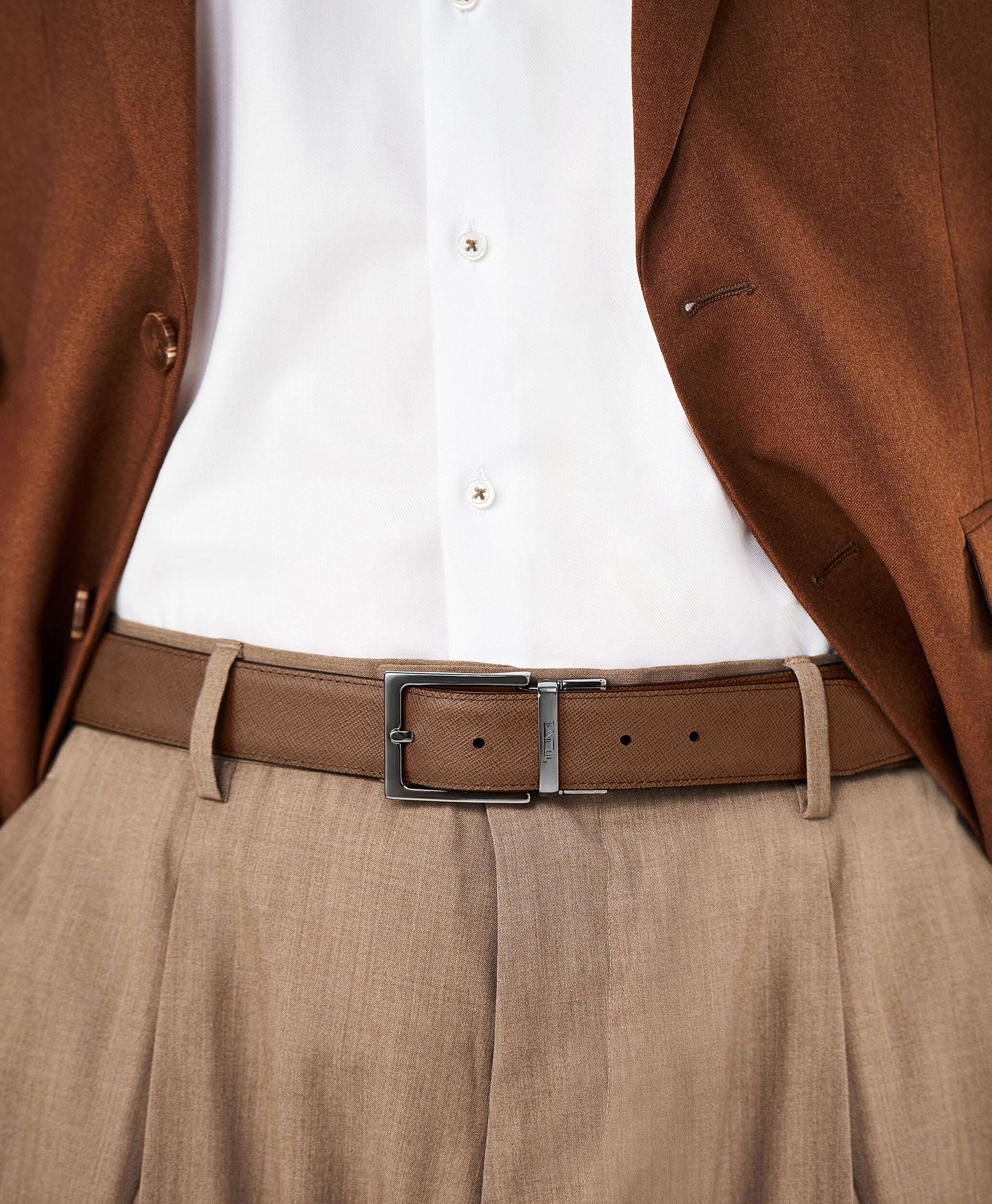 TUMI Belts レクタングル・リバーシブル・サフィアーノ・レザー