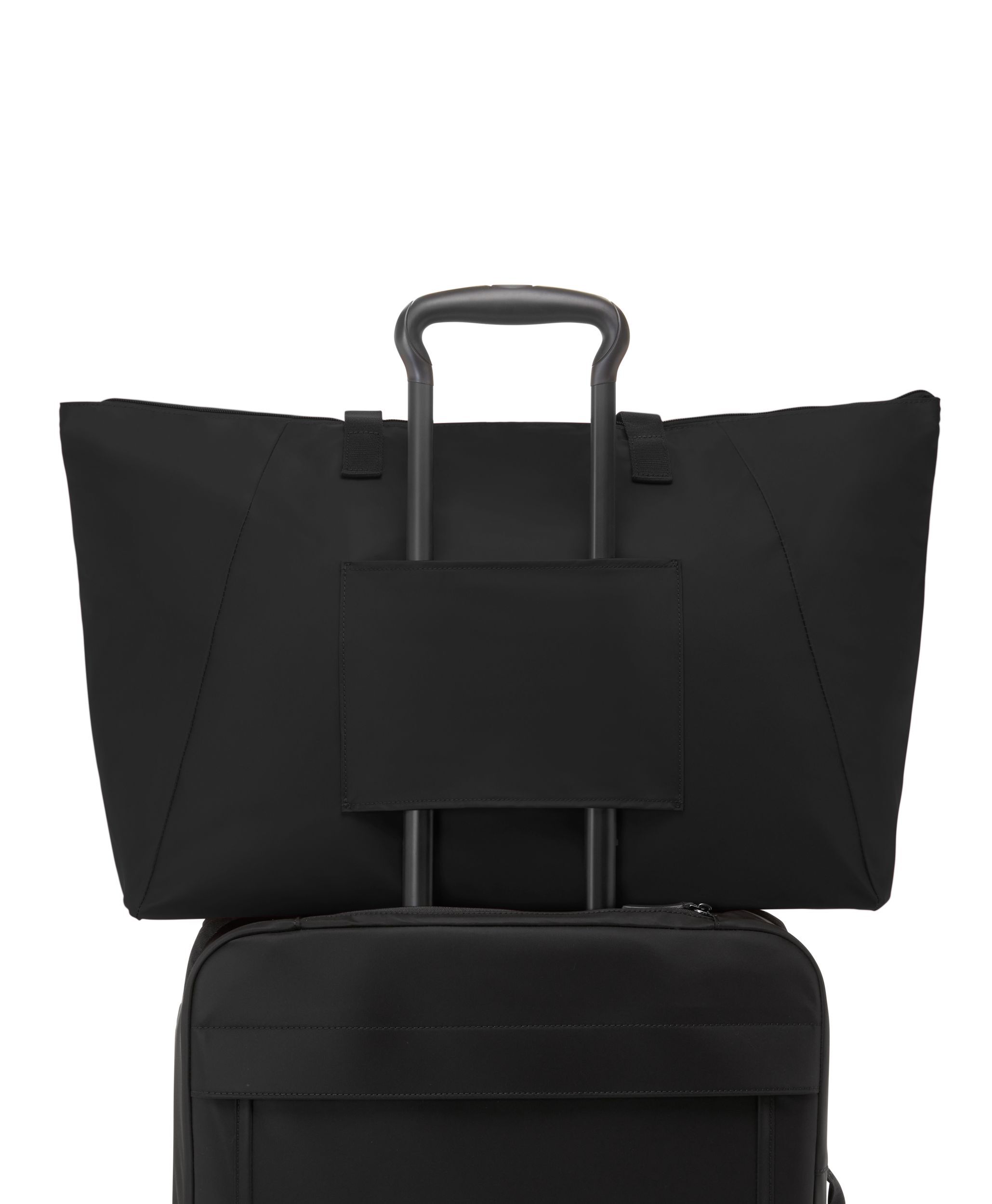 Kith x Tumi Just In Case Tote Navy www.fleettracktz