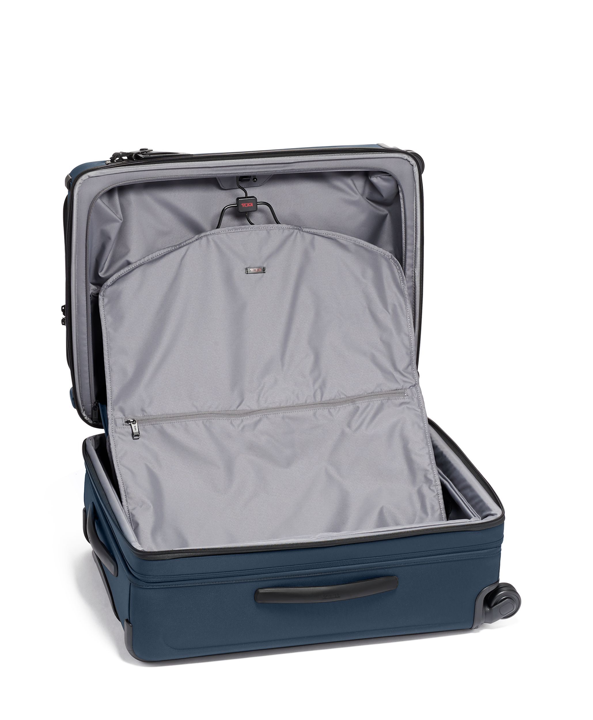 tumi キャリーケース 大人の旅バッグ】週末旅行の強い味方。機内持ち込みできるTUMIの