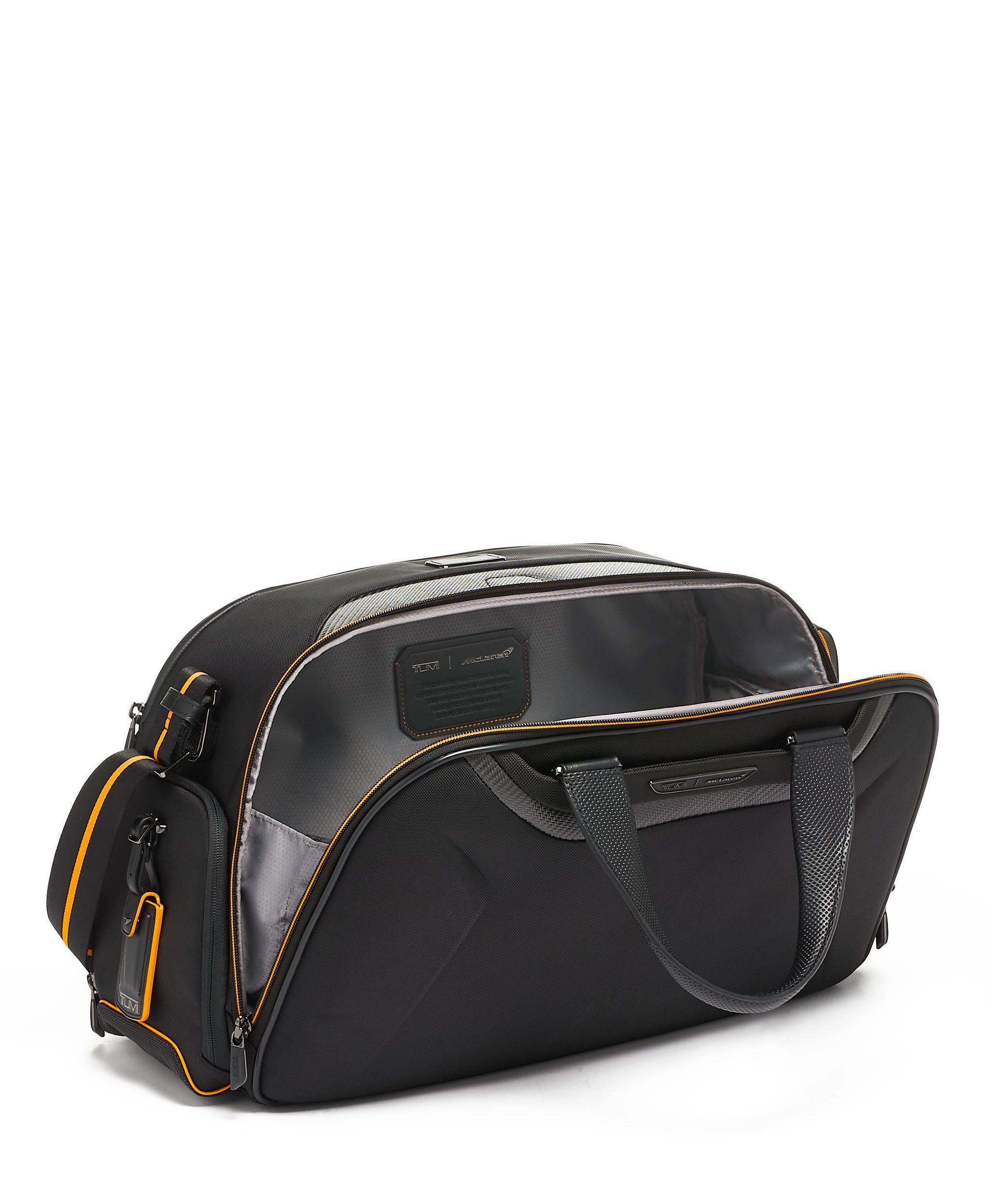 TUMI I MCLAREN 「クァンタム」ダッフル ブラック｜トゥミ公式サイト | TUMI
