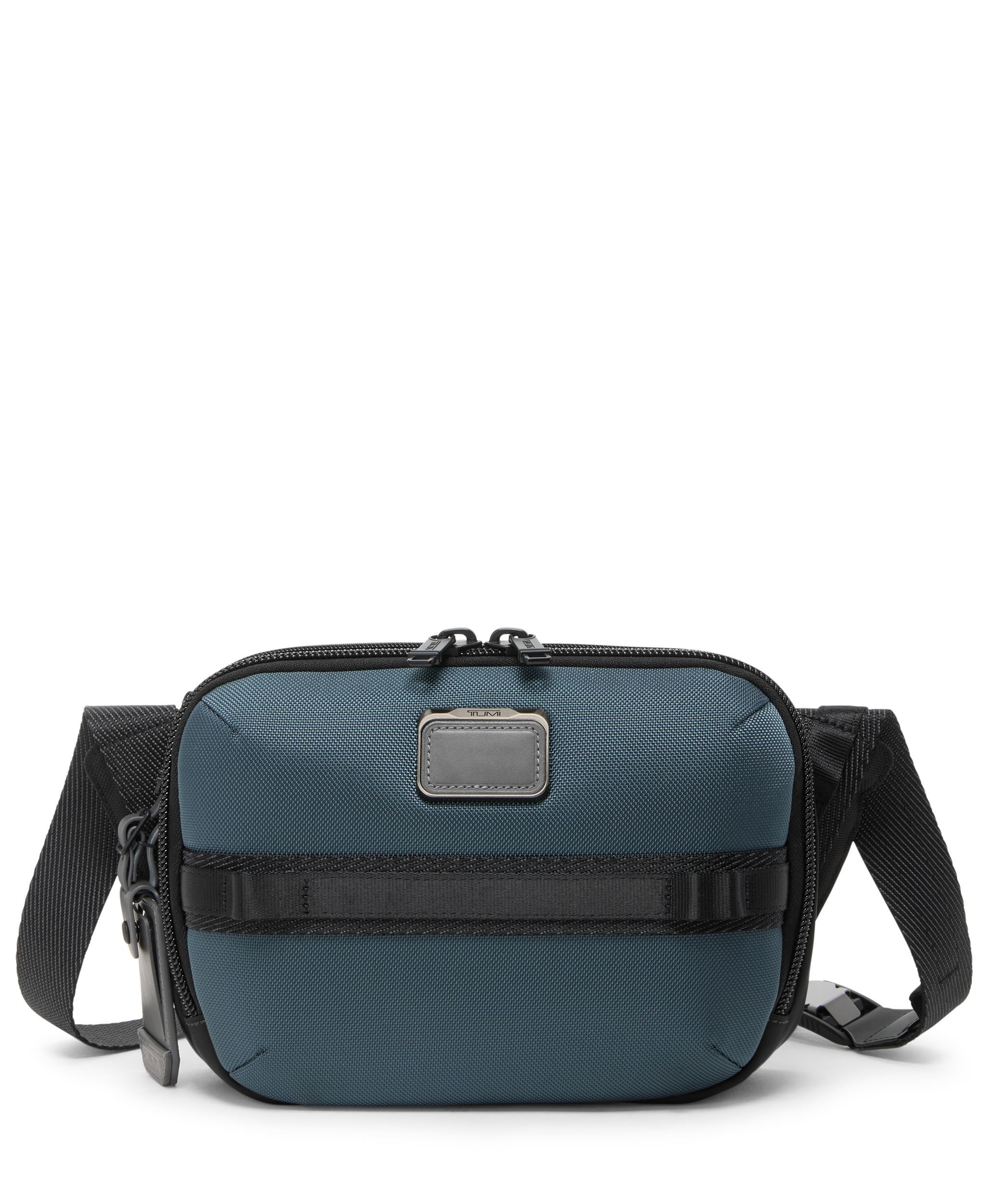 良品　TUMIトゥミ　ボディバッグ　ショルダー　フラップ　グリーン　ナイロン ショルダーバッグ｜TUMI(トゥミ)公式サイト