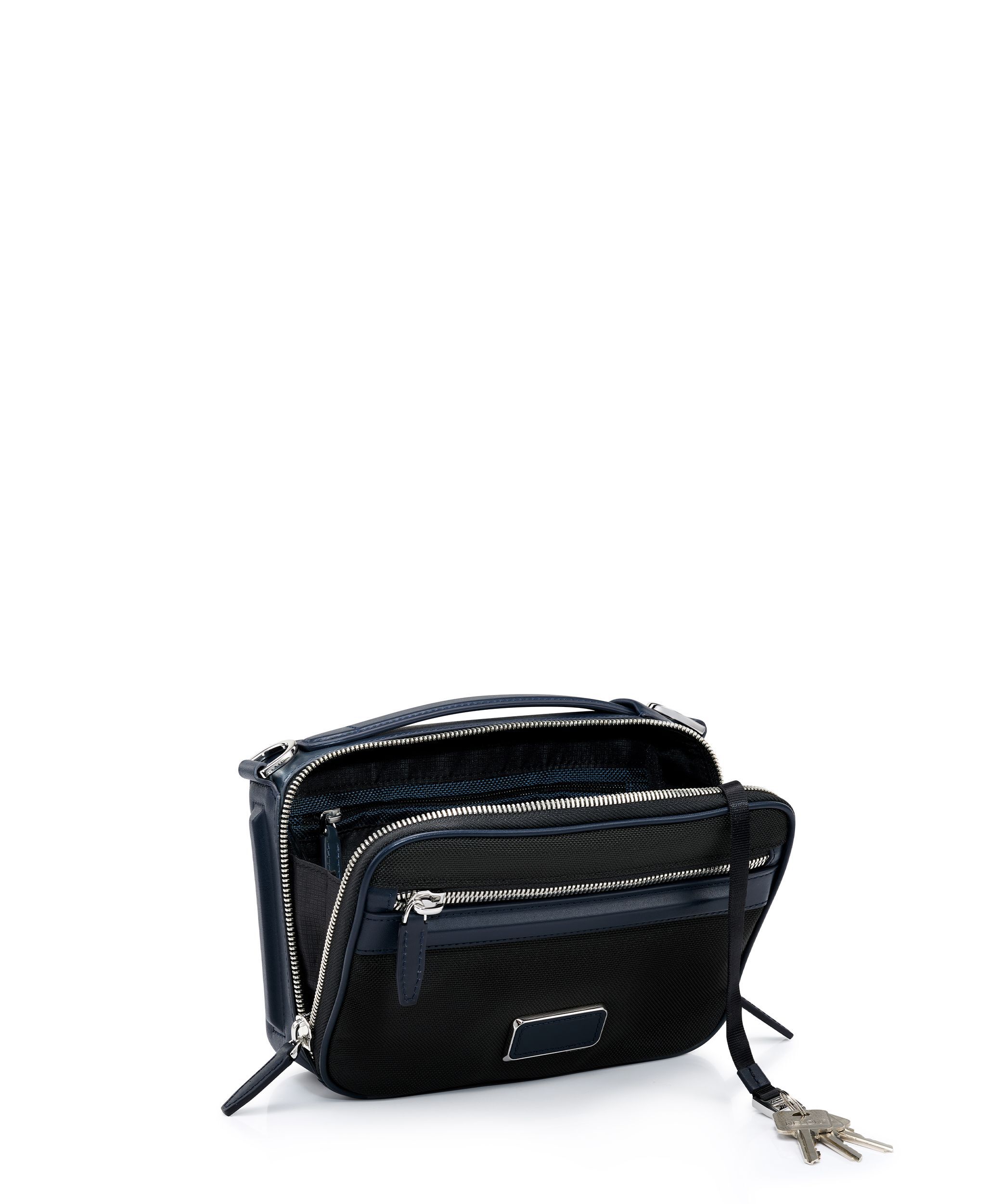 良品　TUMI　クラウディアクロスボディ ハンド&ショルダーバッグ 2way TUMI 最大42%☆7/17限定 正規品5年保証 トゥミ ショルダーバッグ