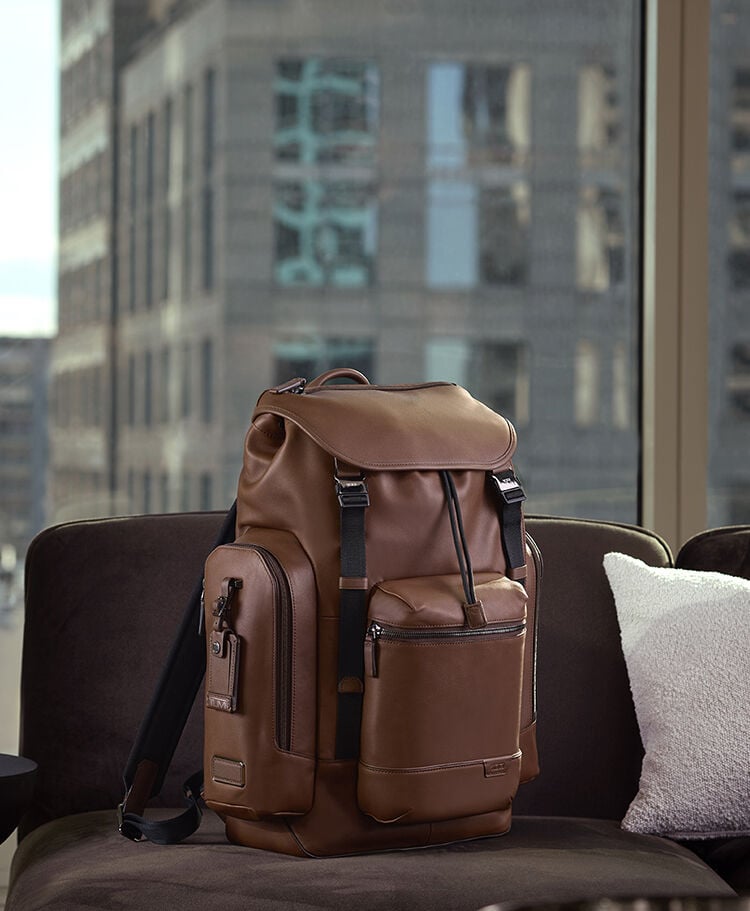 HARRISON 「グリフィン」フラップ・バックパック｜TUMI(トゥミ